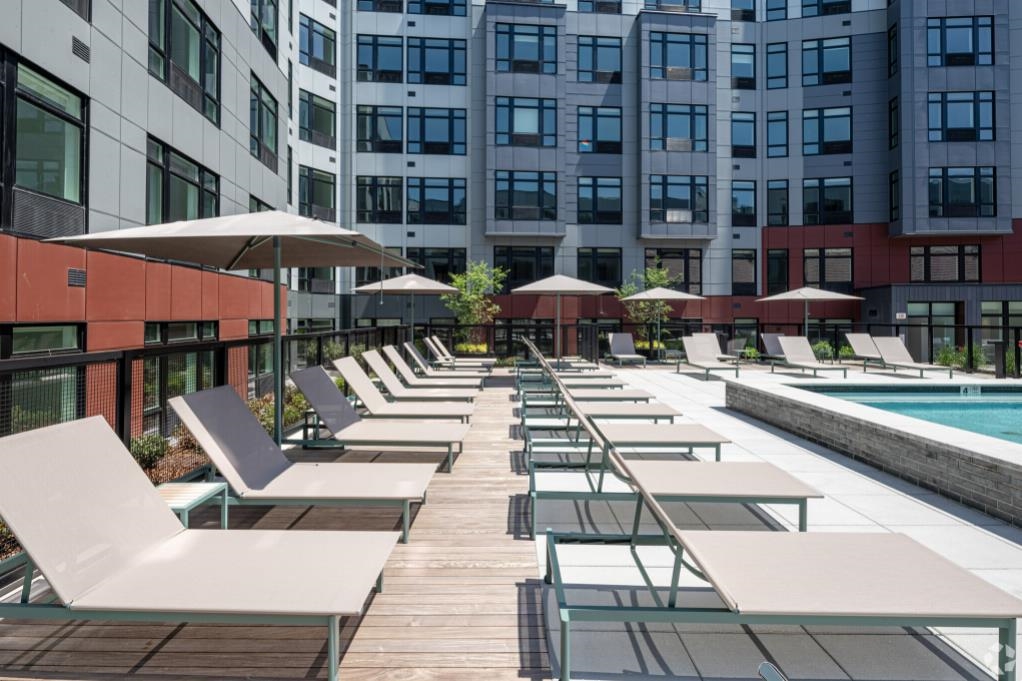 3 NEW YORK AVE Unit: 442