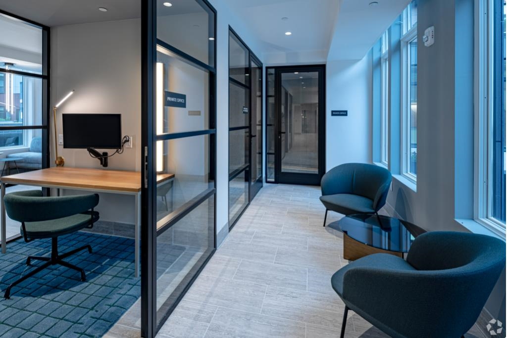 3 NEW YORK AVE Unit: 442