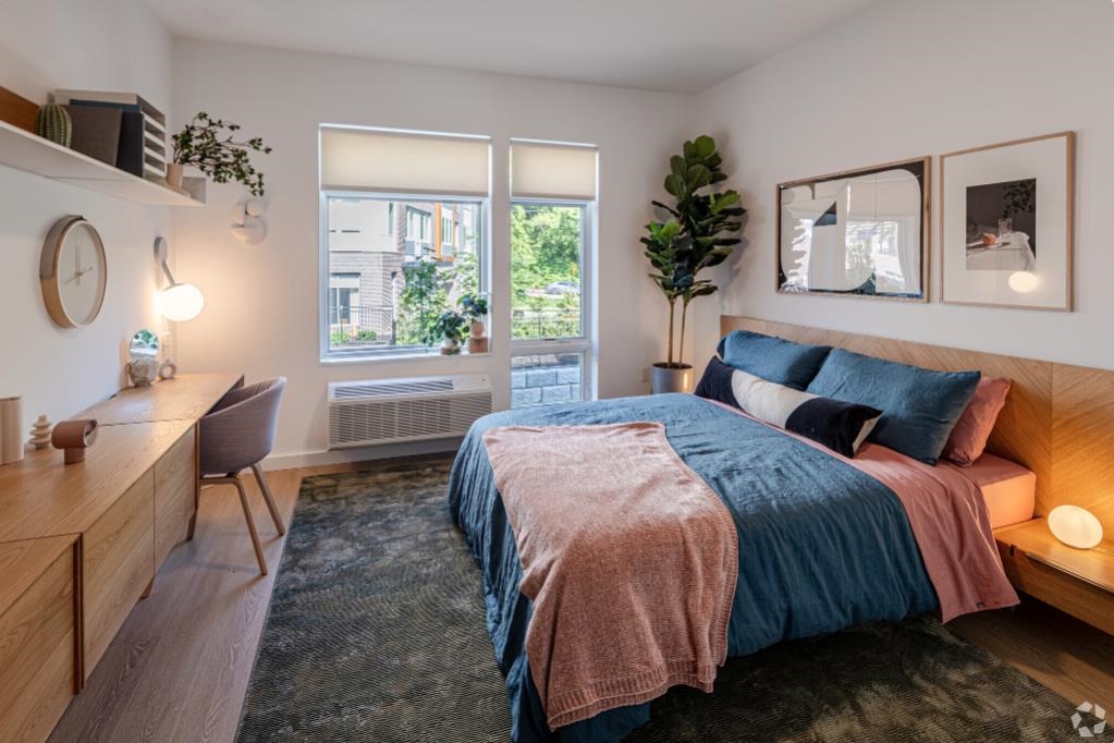 3 NEW YORK AVE Unit: 442