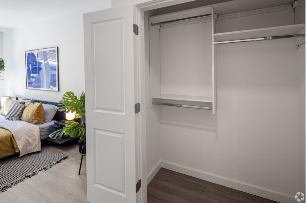 3 NEW YORK AVE Unit: 442