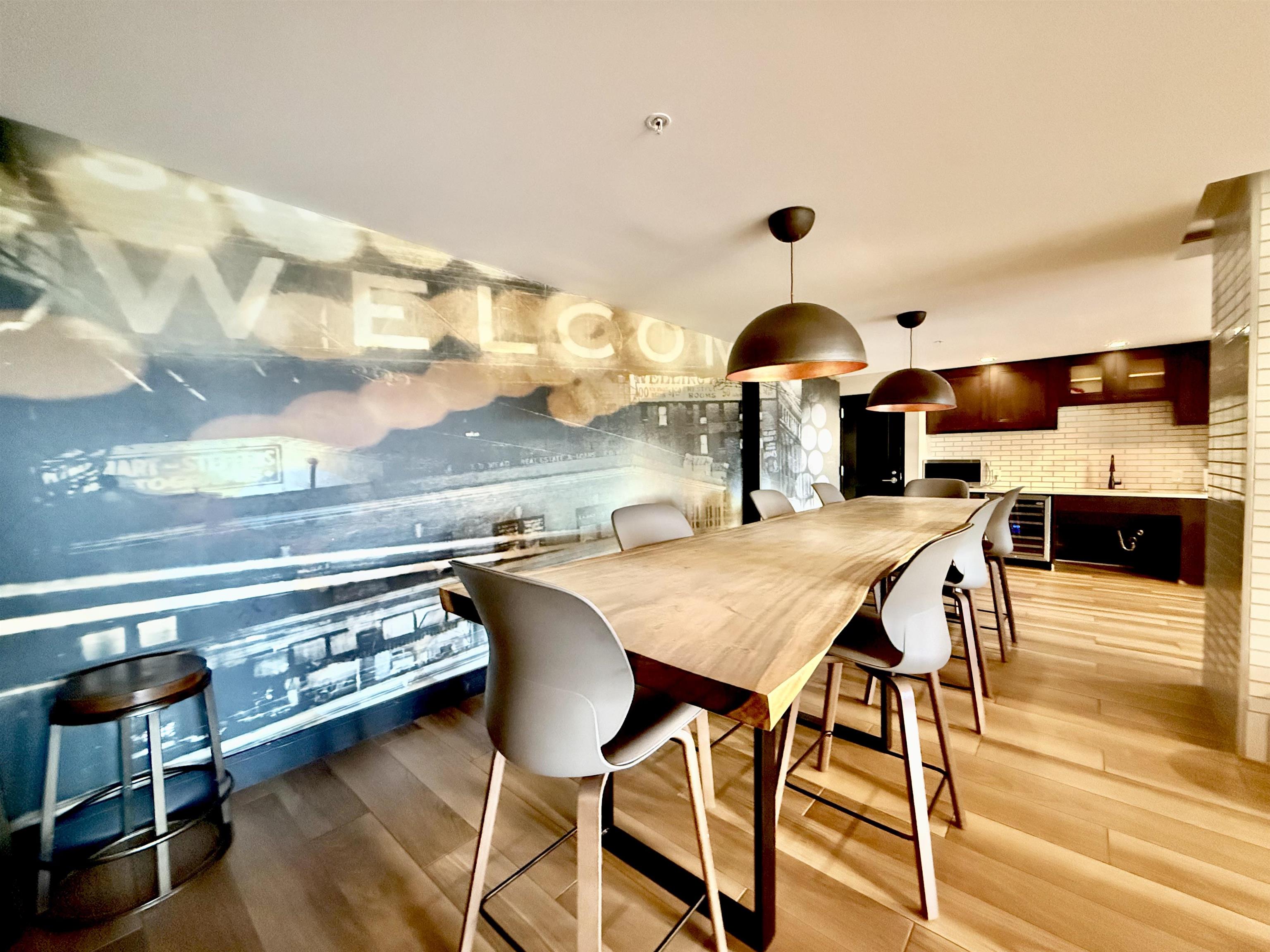 1400 HUDSON ST Unit: 510