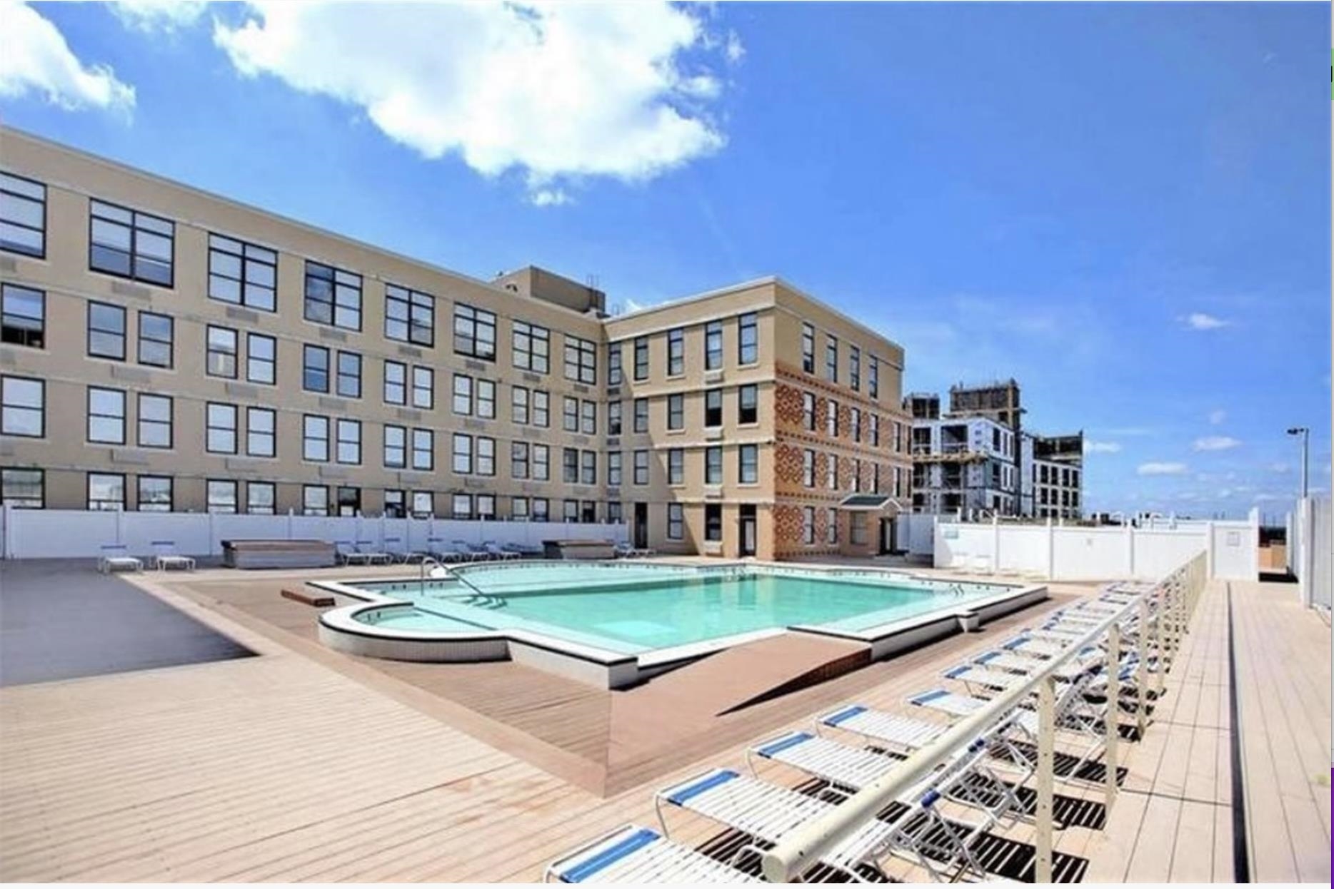 10 REGENT ST Unit: 614