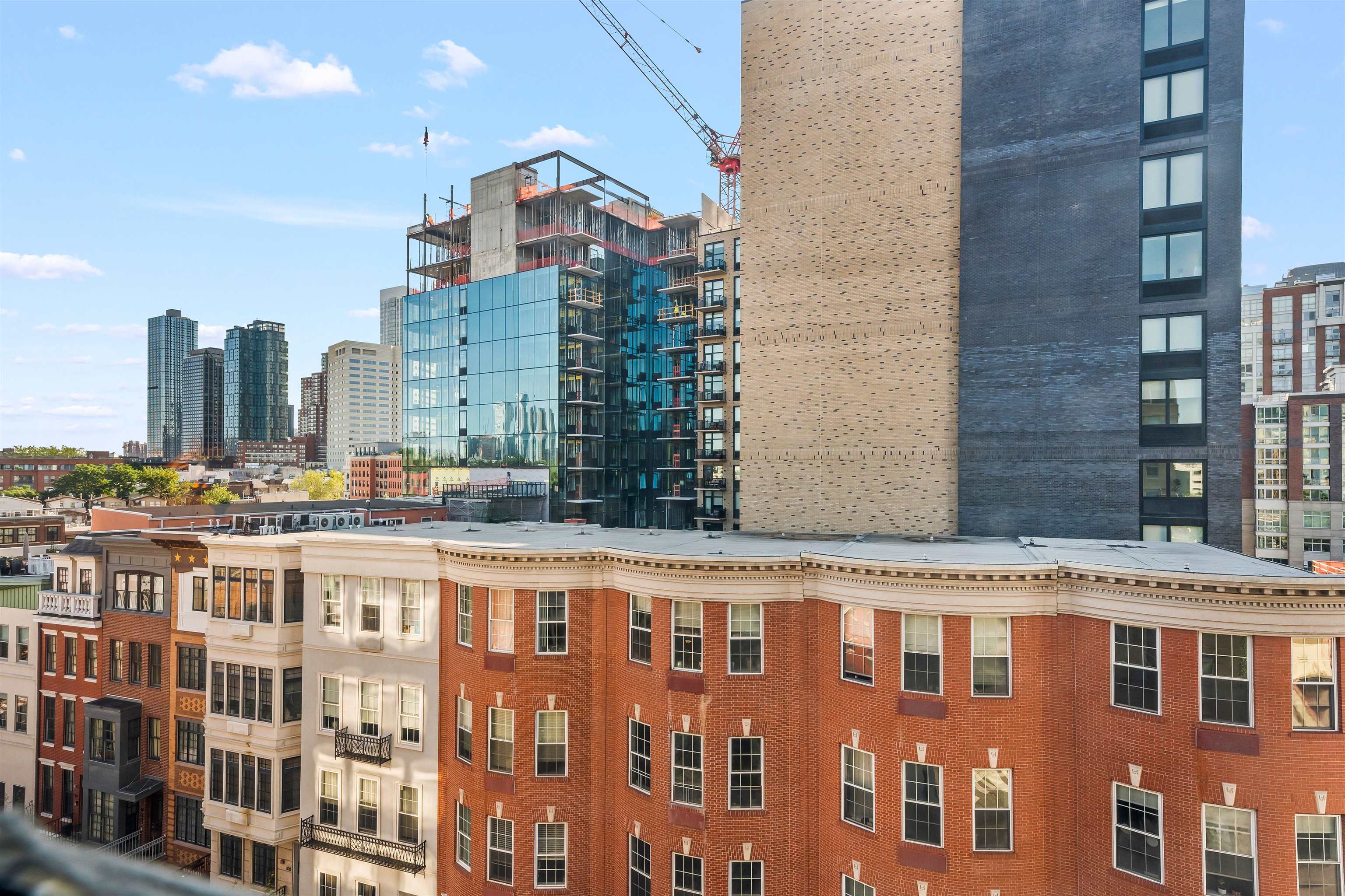 10 REGENT ST Unit: 614