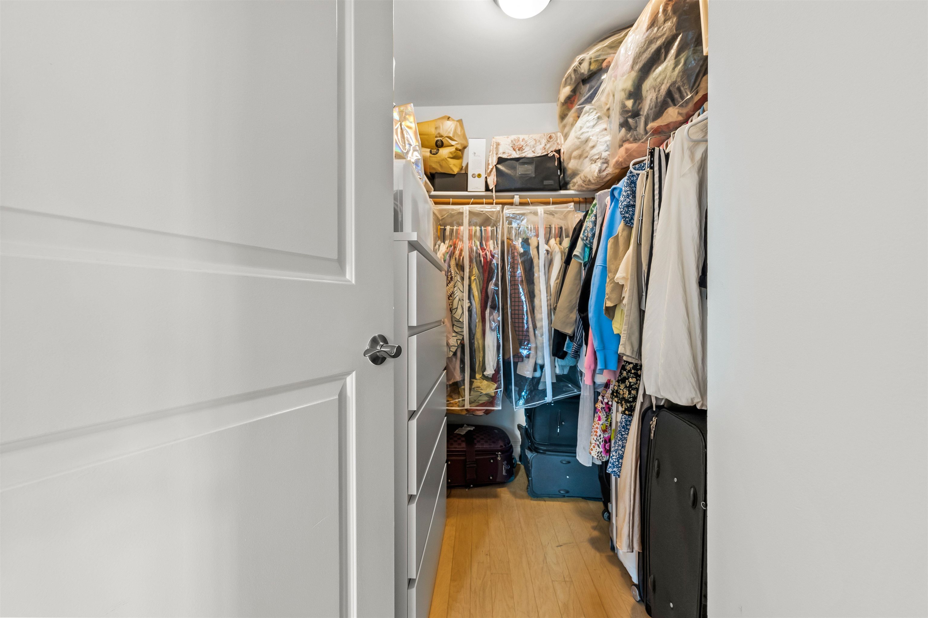 10 REGENT ST Unit: 614