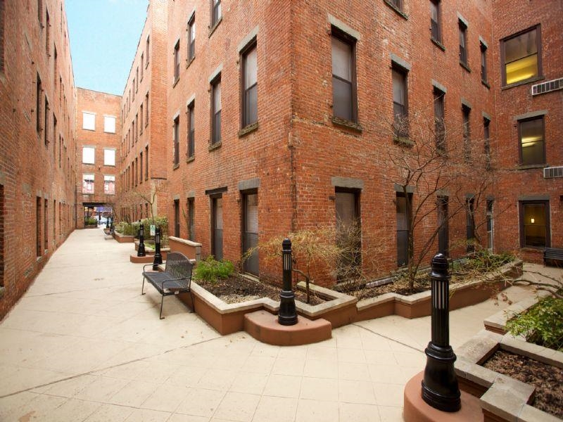 167 WAYNE ST Unit: 403T