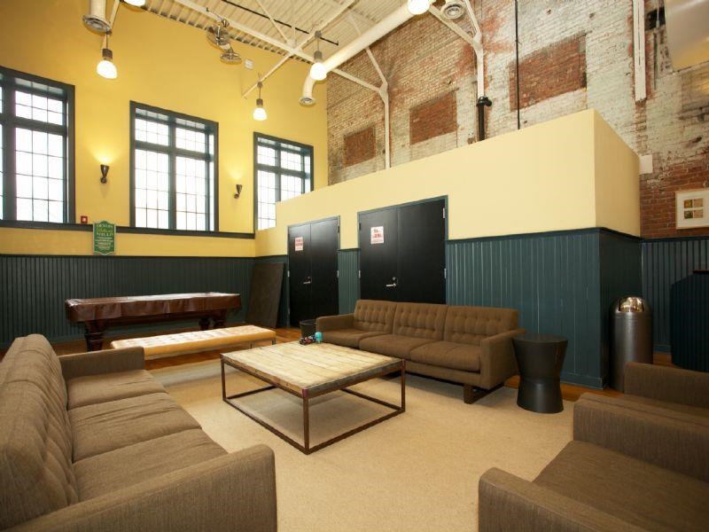 167 WAYNE ST Unit: 403T