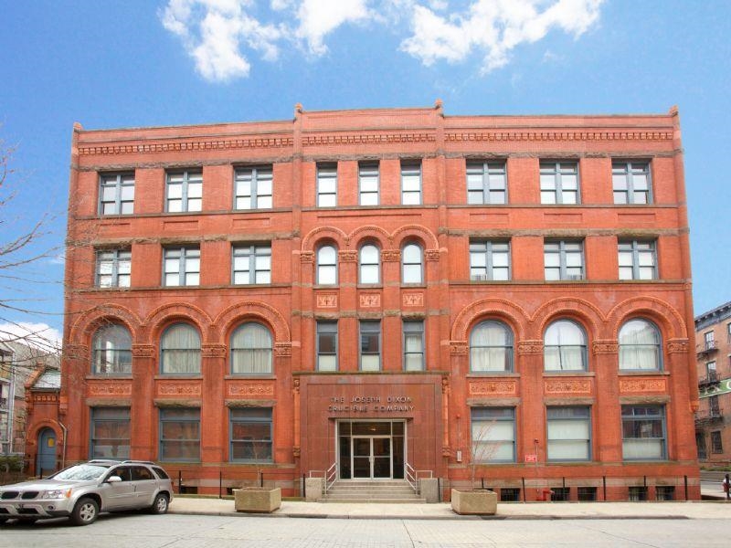 167 WAYNE ST Unit: 403T