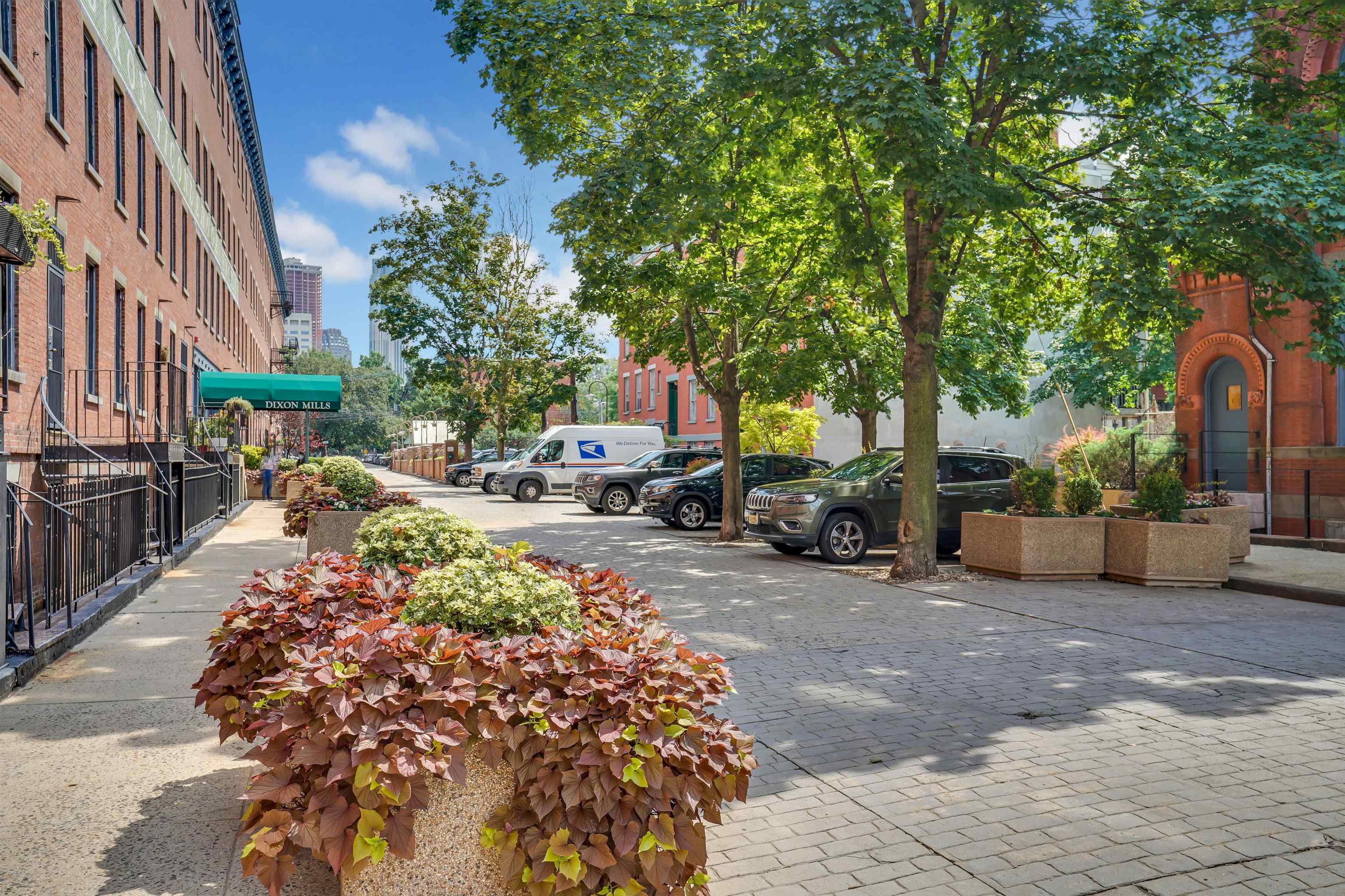 167 WAYNE ST Unit: 403T