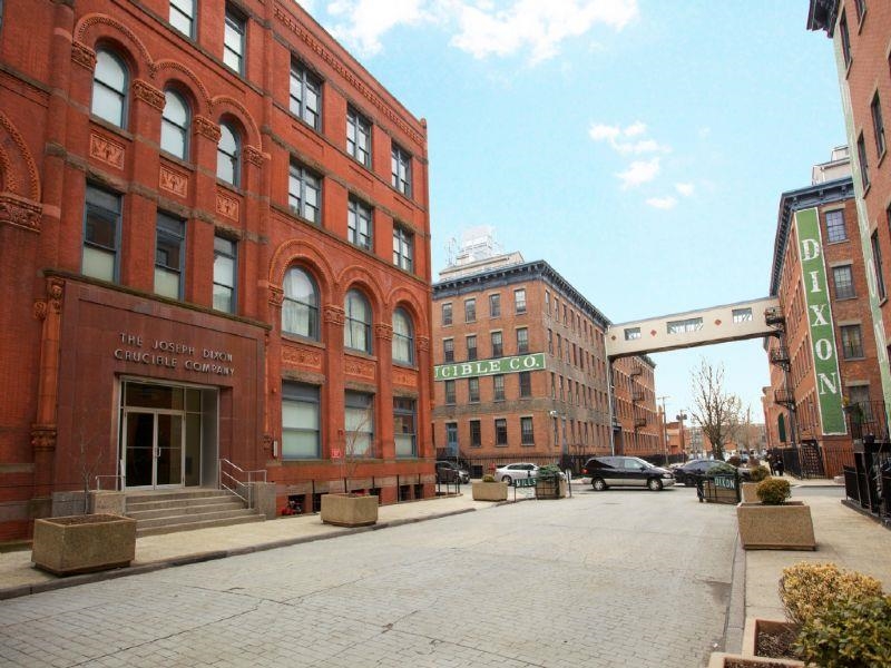 167 WAYNE ST Unit: 403T