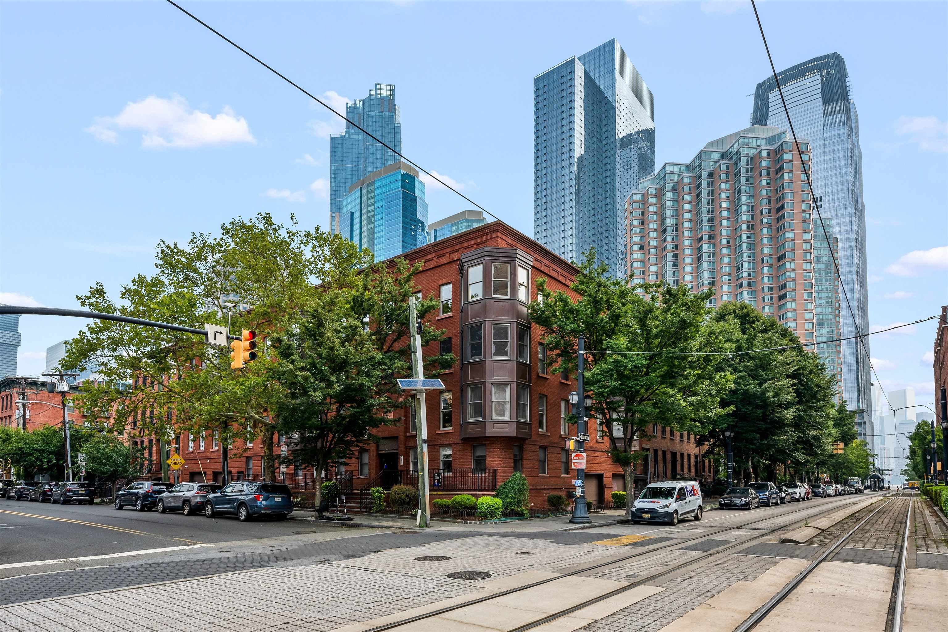 180 WASHINGTON ST Unit: 5