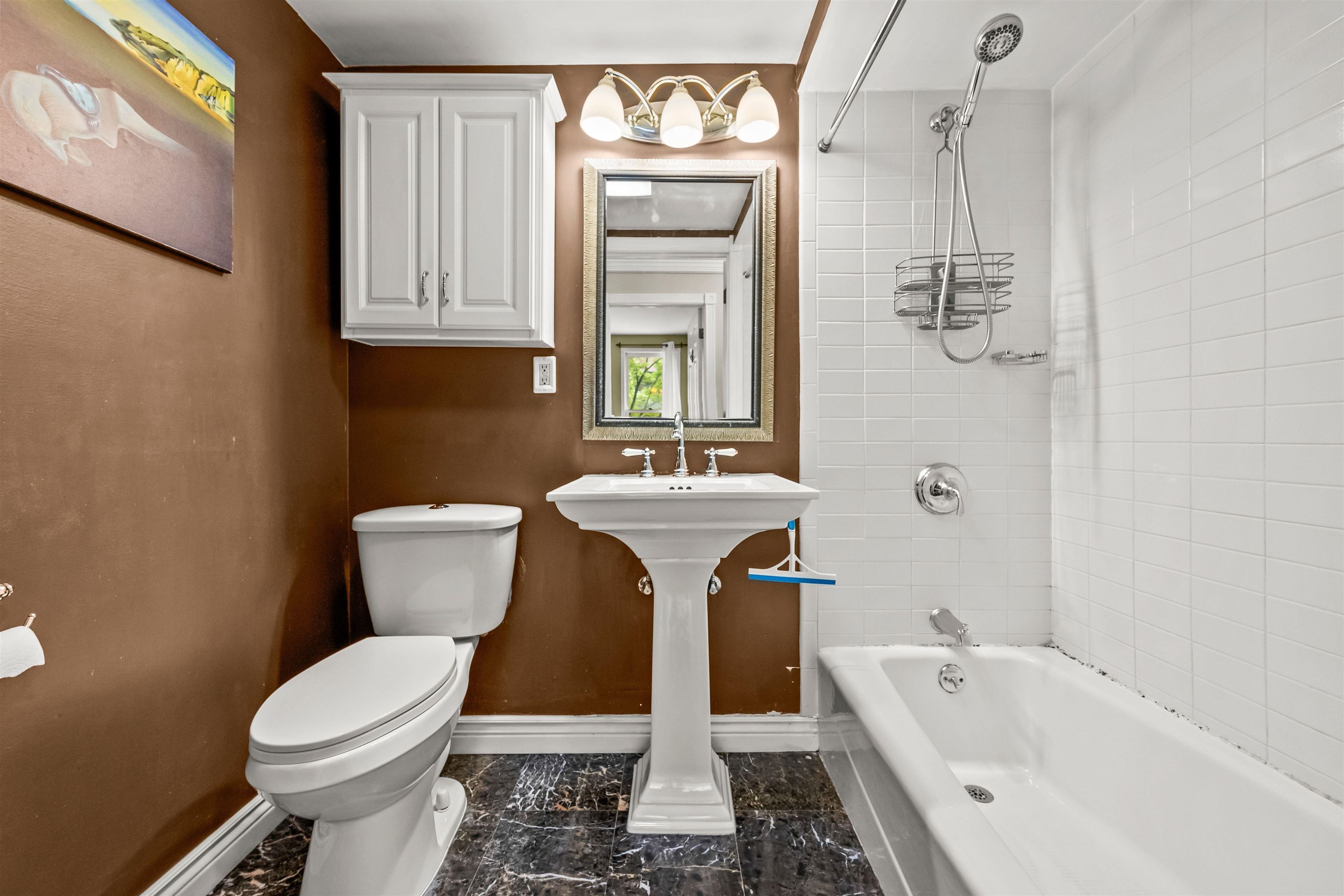 180 WASHINGTON ST Unit: 5
