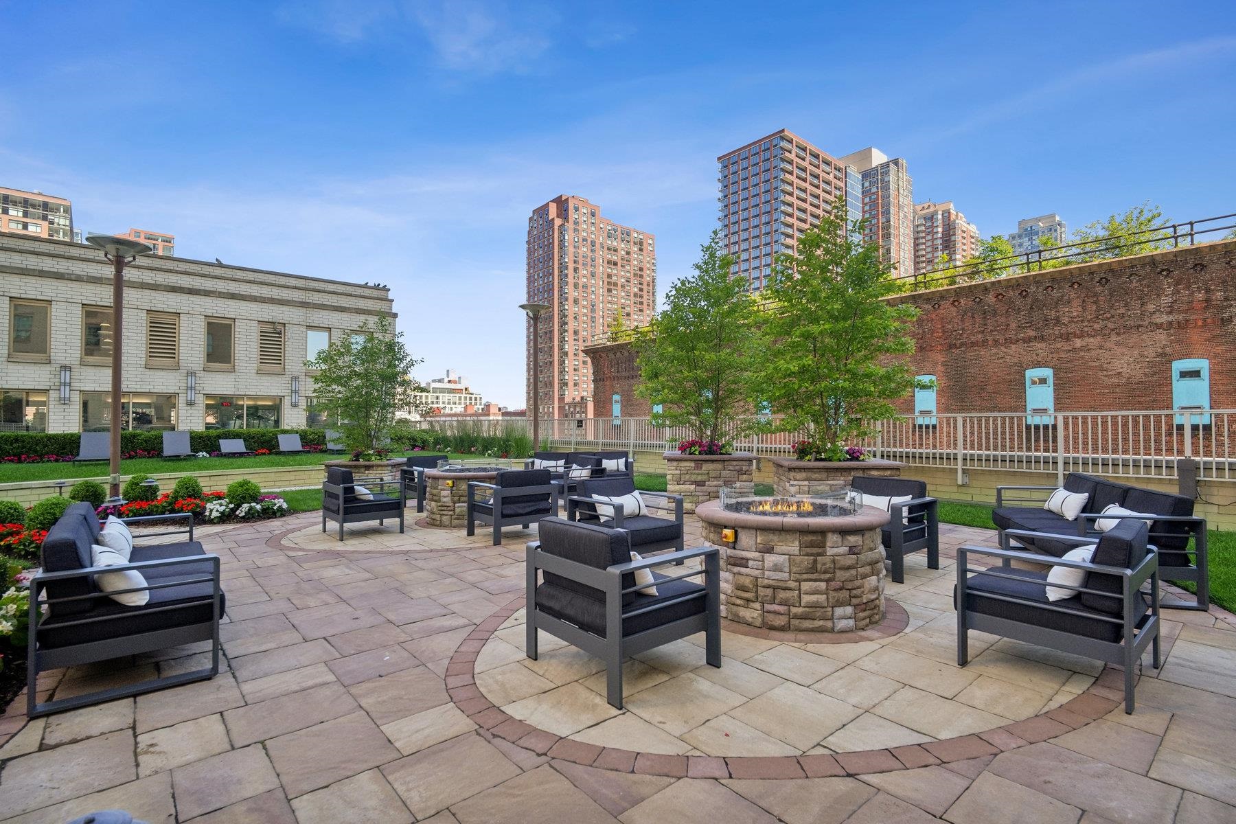 88 MORGAN ST Unit: 1207