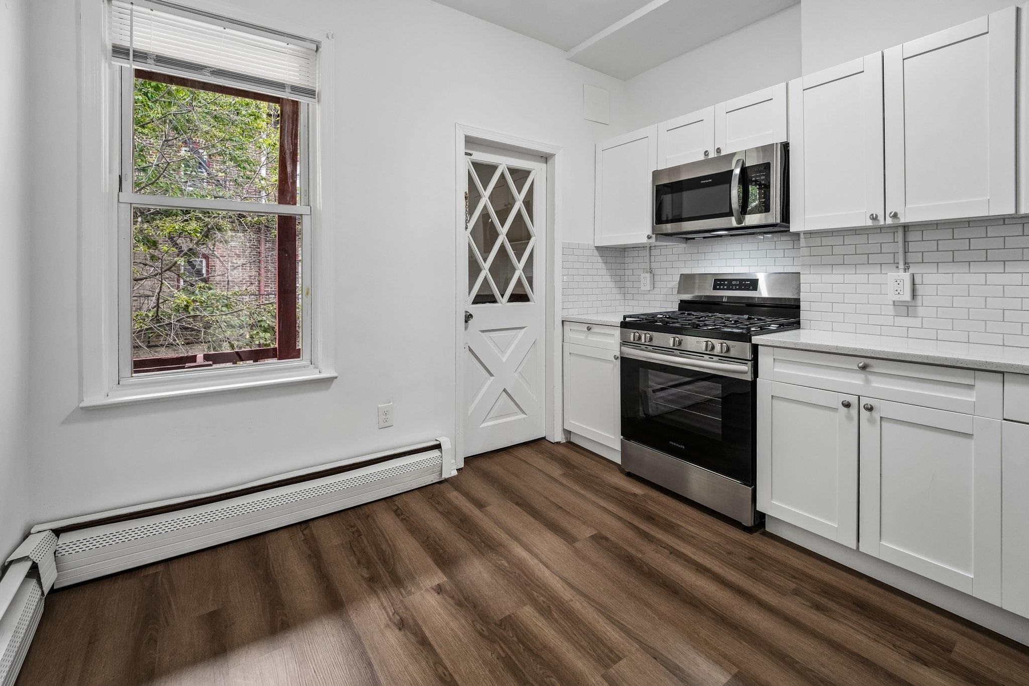 154 WEST 29TH ST Unit: 2