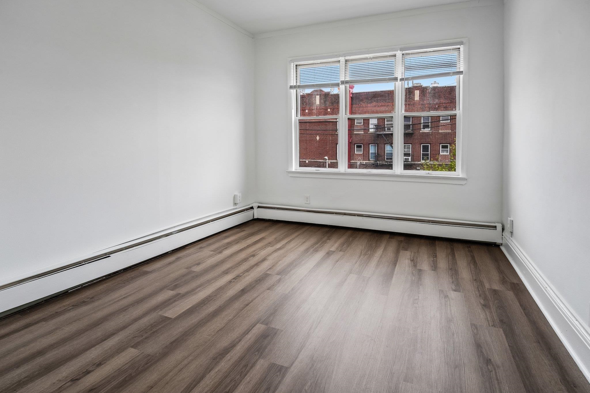 154 WEST 29TH ST Unit: 2