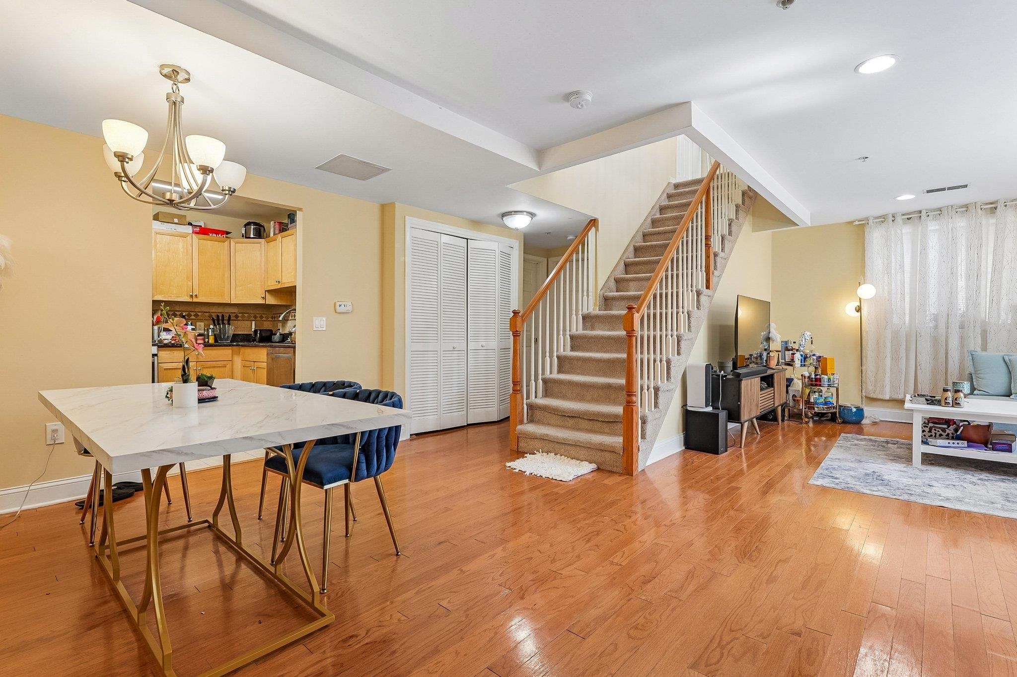 200 DEY ST Unit: 231