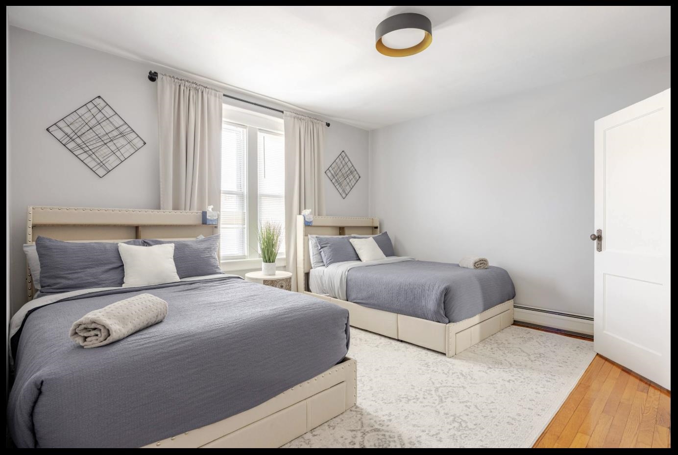 808 87TH ST Unit: 2