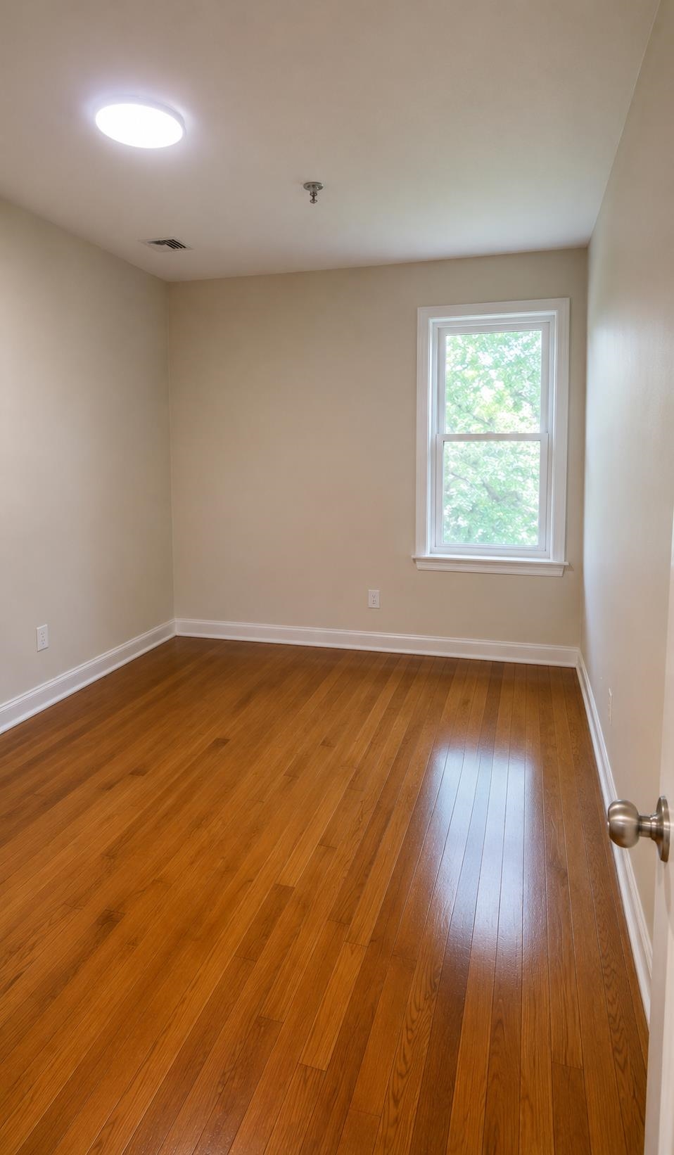 52 3RD ST Unit: 3