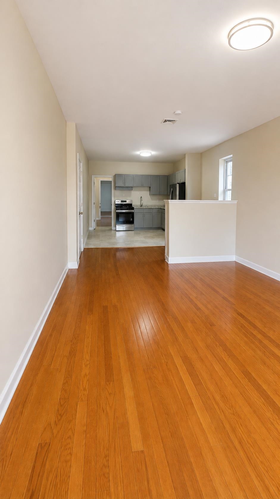 52 3RD ST Unit: 3