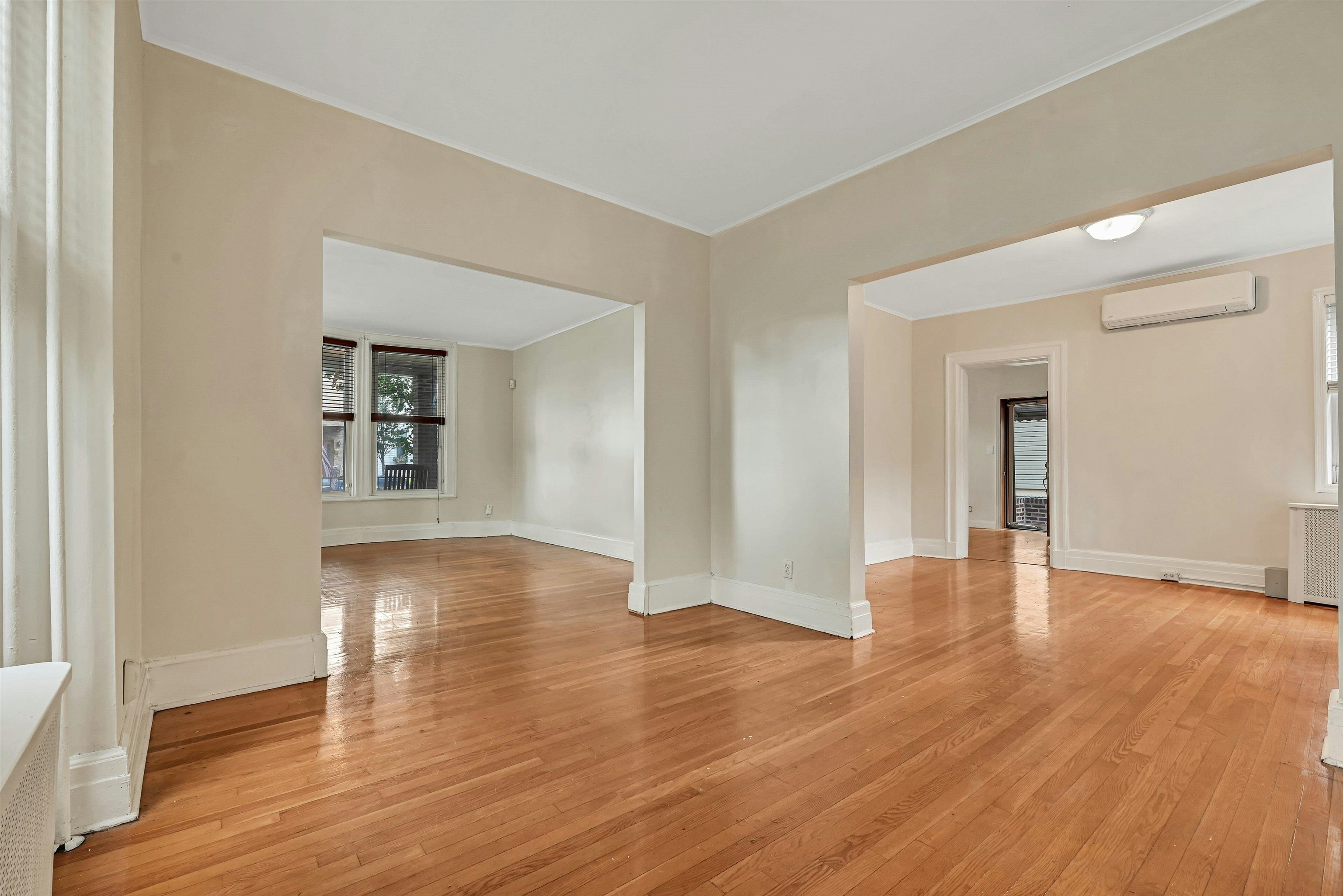 200-202 OAK ST