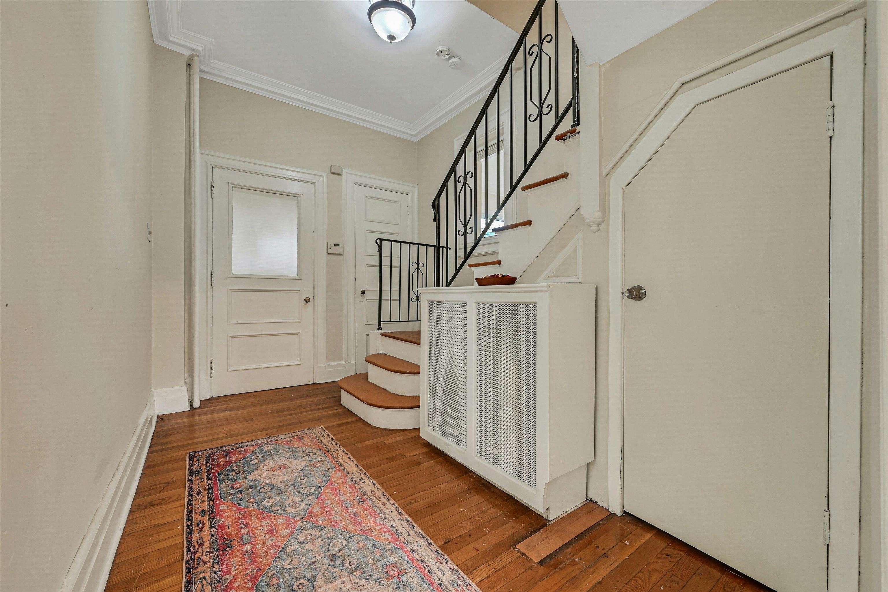 200-202 OAK ST