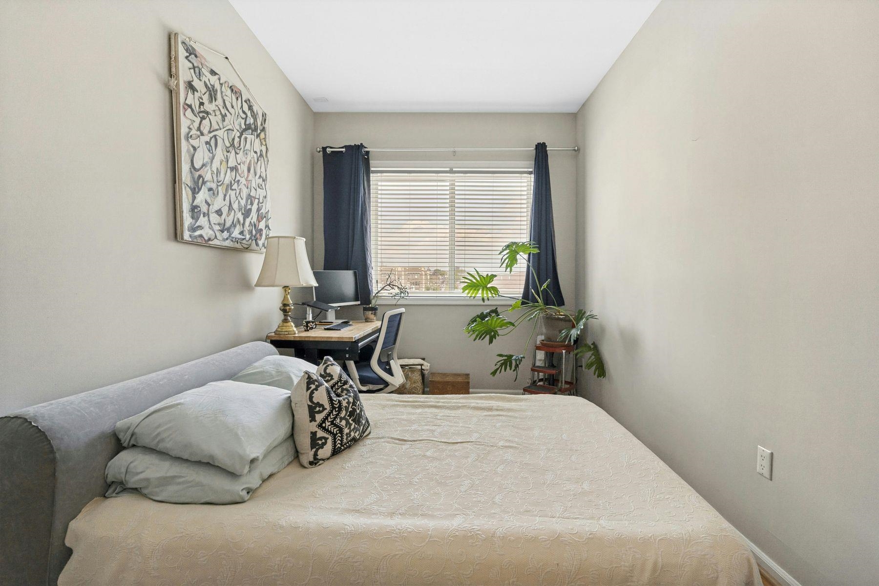 200 PATERSON PLANK RD Unit: 401