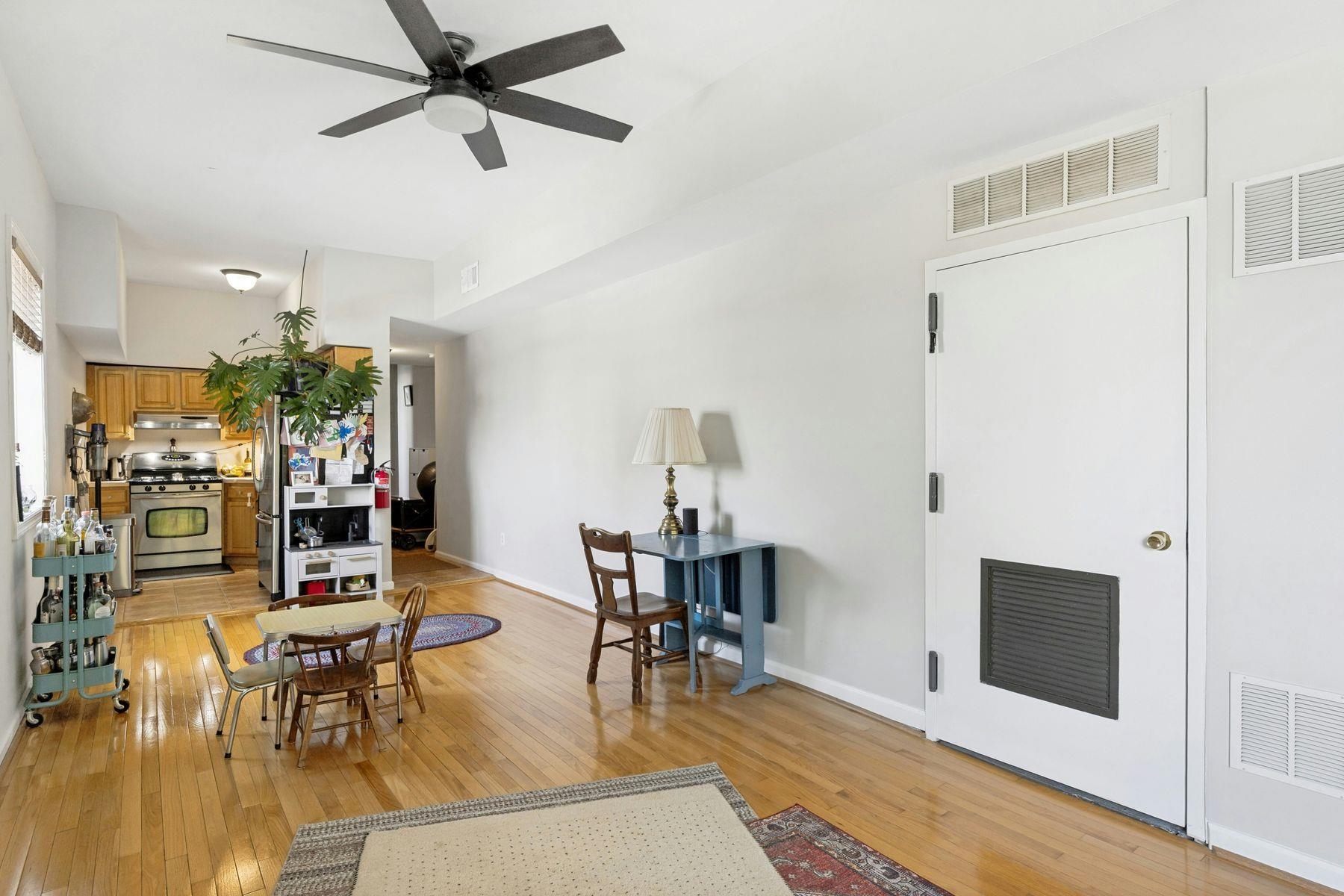200 PATERSON PLANK RD Unit: 401
