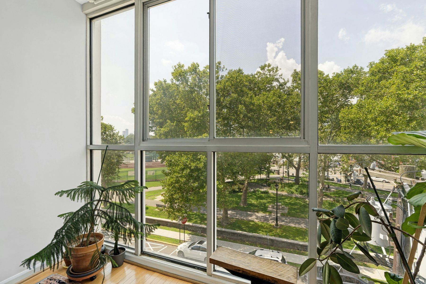 200 PATERSON PLANK RD Unit: 401