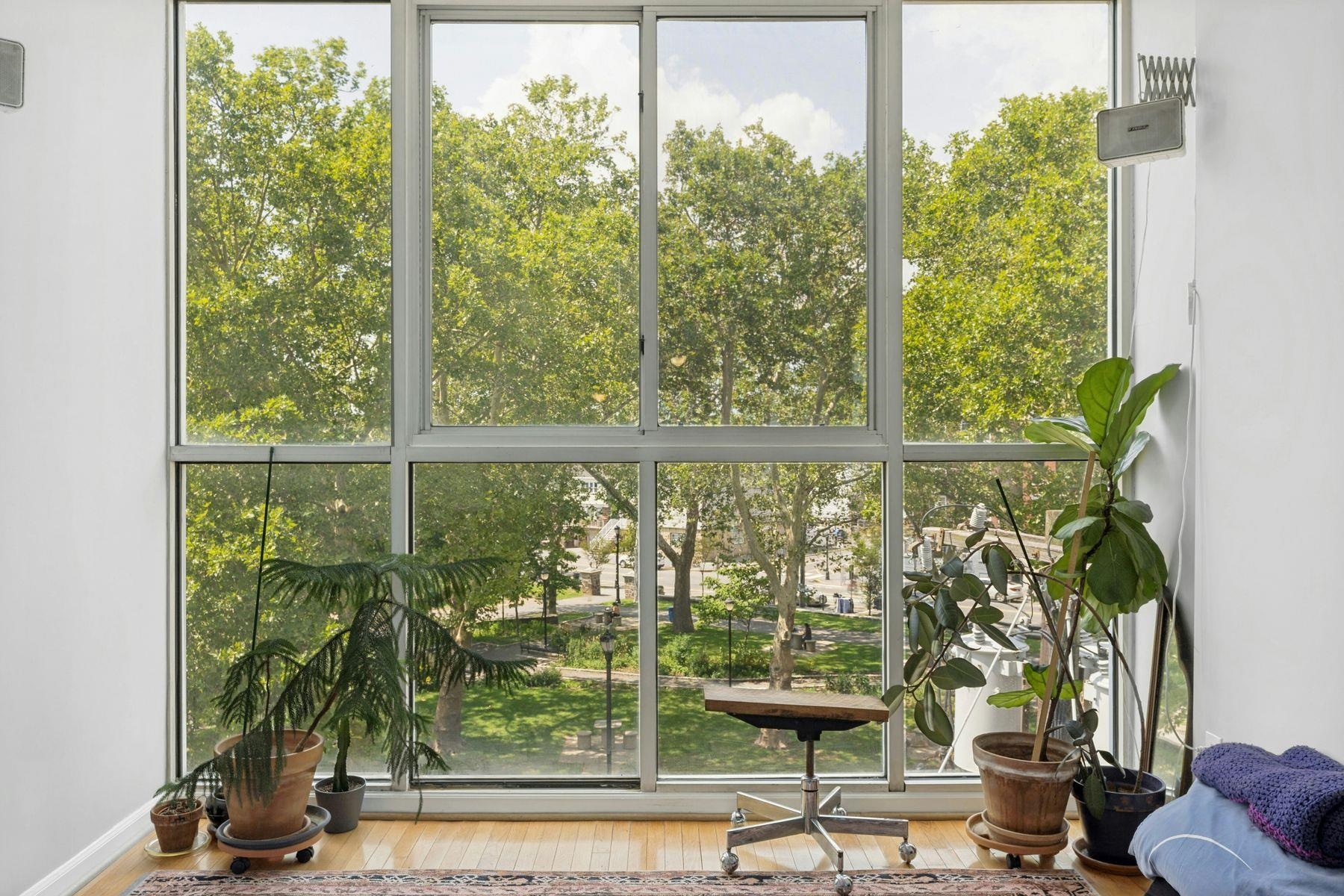 200 PATERSON PLANK RD Unit: 401