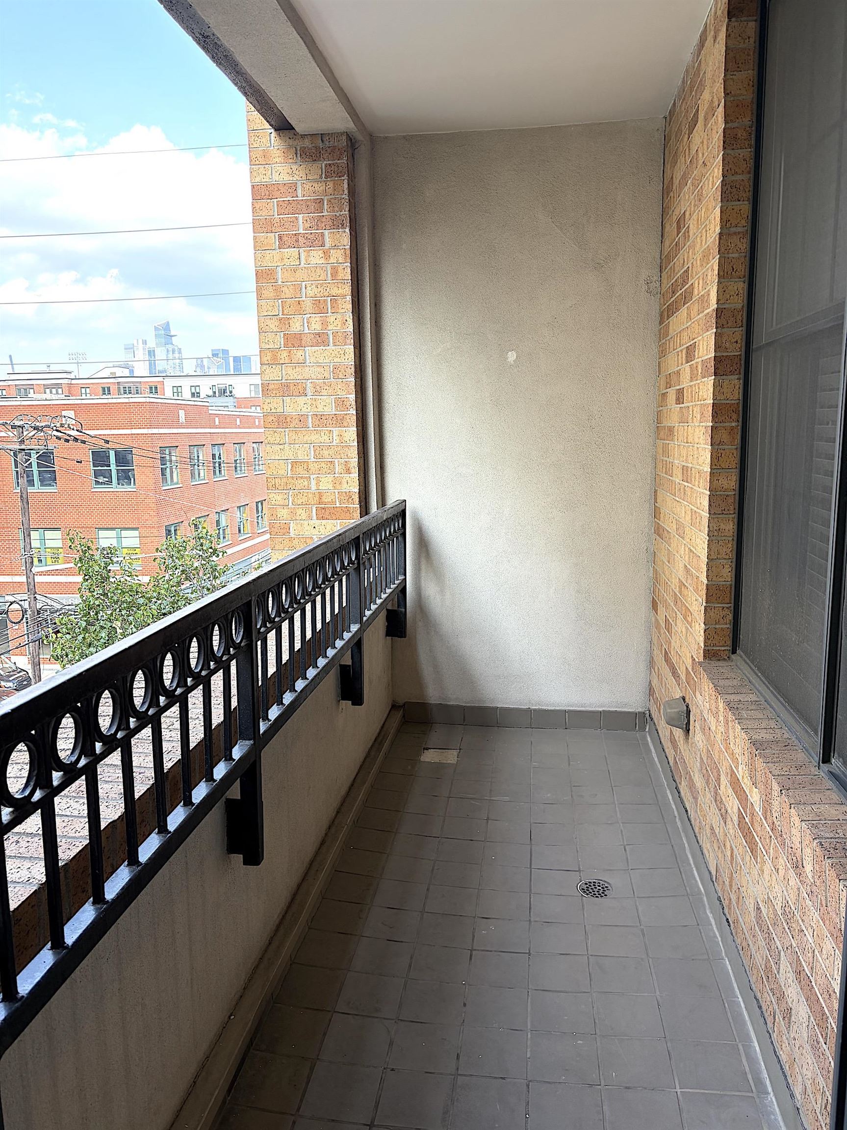 830 MONROE ST Unit: 4I