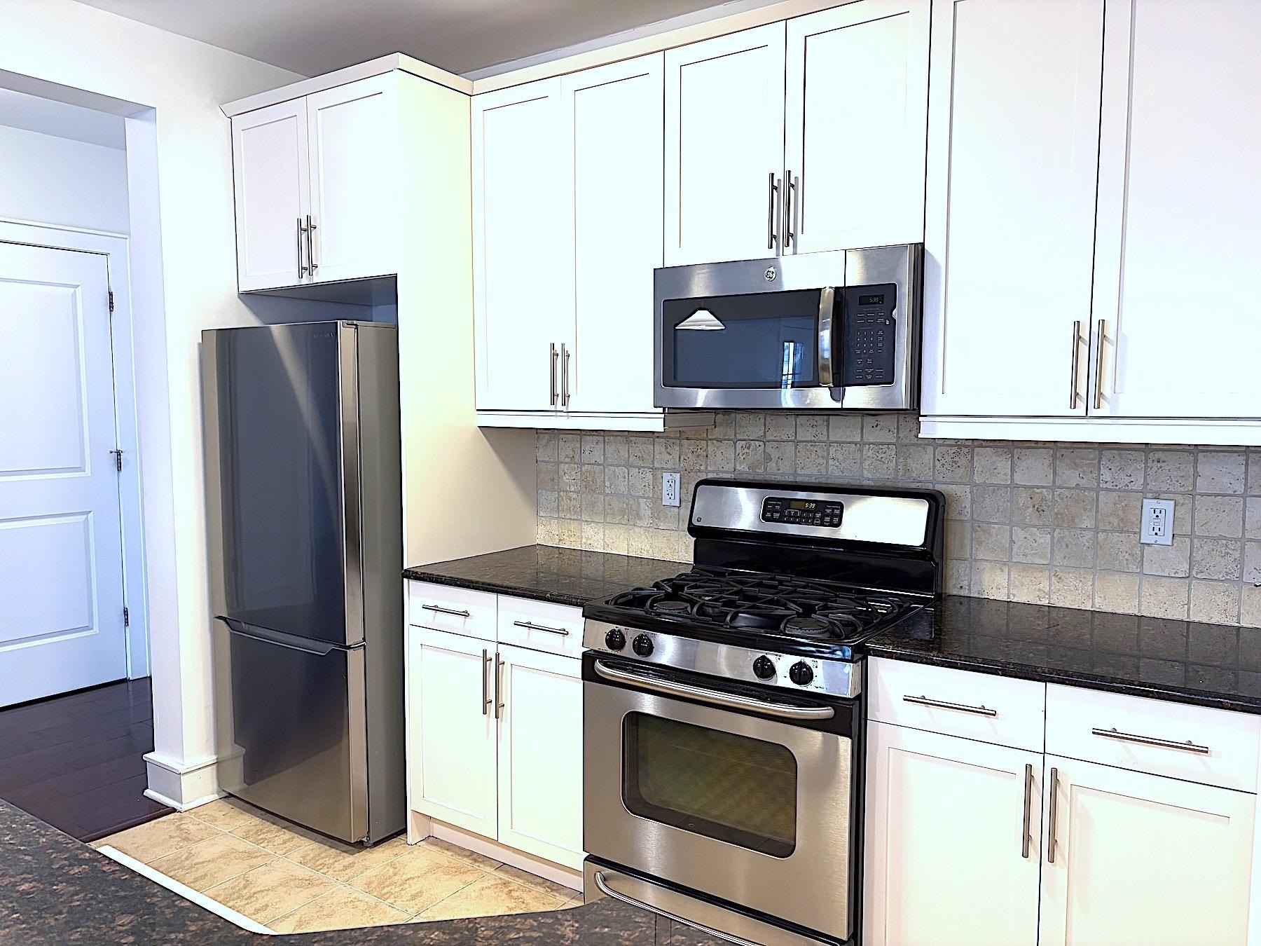 830 MONROE ST Unit: 4I