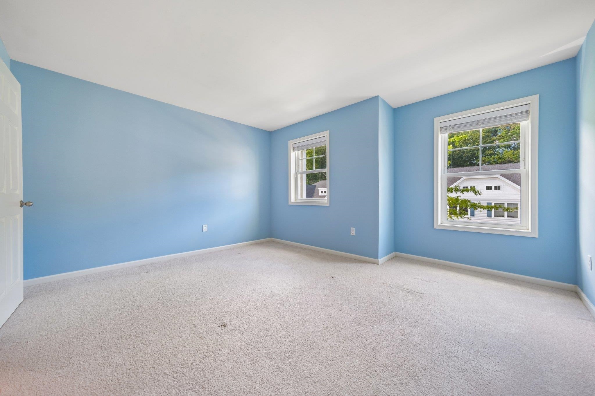 56 ECKERT DRIVE Unit: 4204