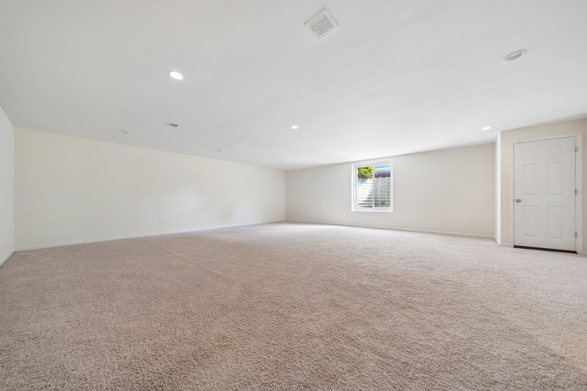 56 ECKERT DRIVE Unit: 4204