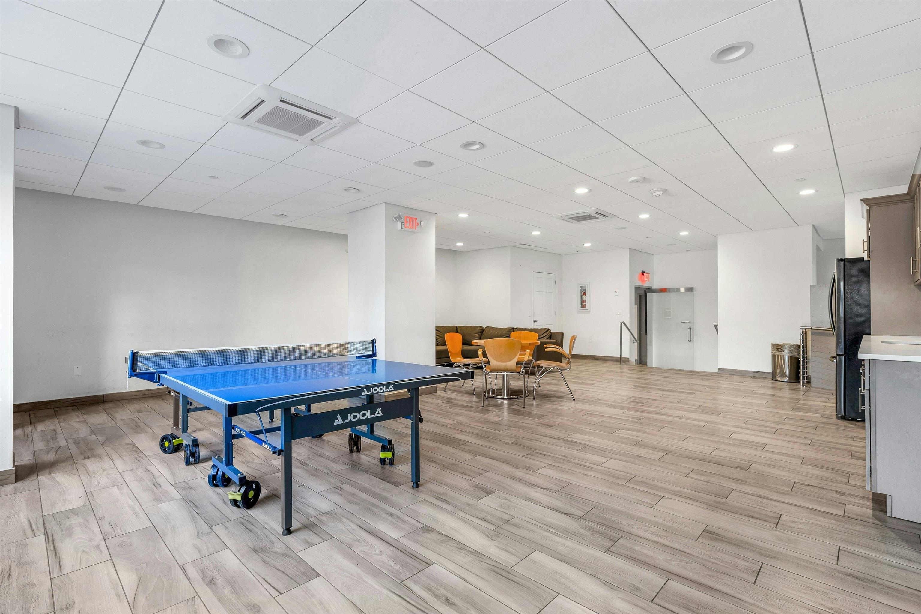 45 RIVER DR SOUTH Unit: 702