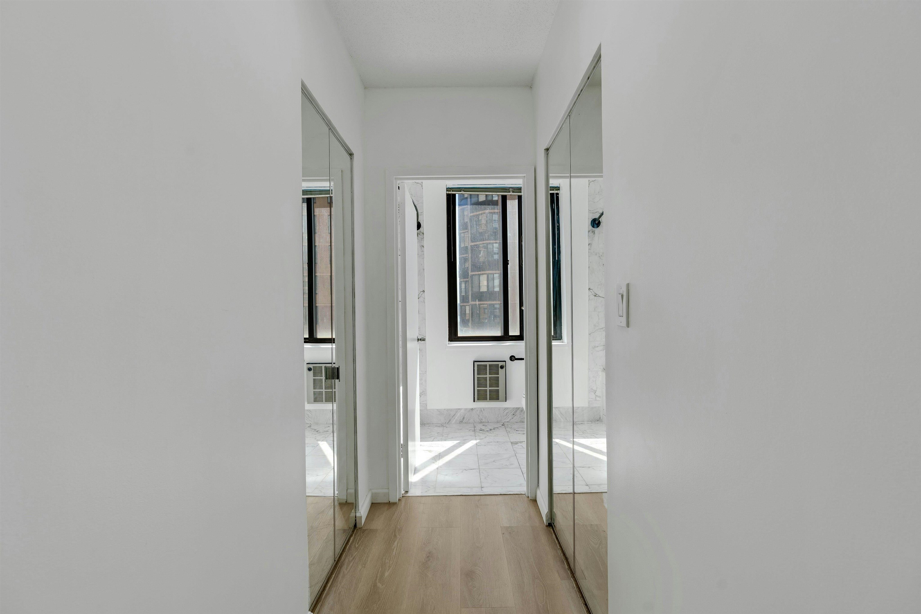 45 RIVER DR SOUTH Unit: 702