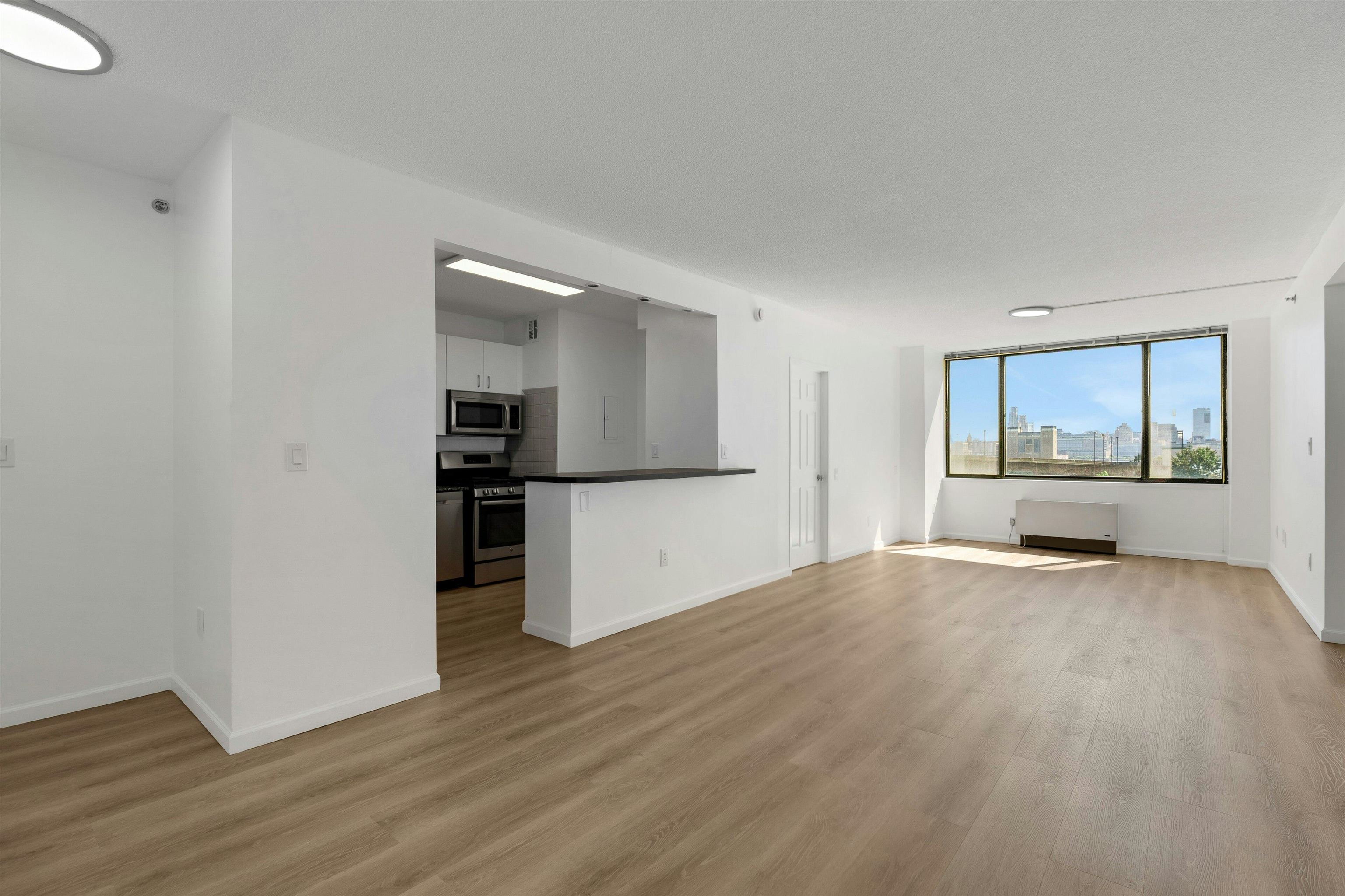 45 RIVER DR SOUTH Unit: 702