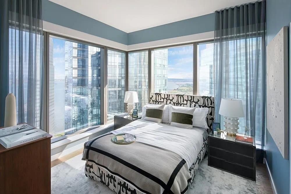 99 HUDSON ST Unit: 2012