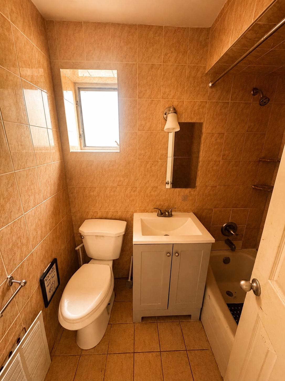 8222 KENNEDY BLVD Unit: 3