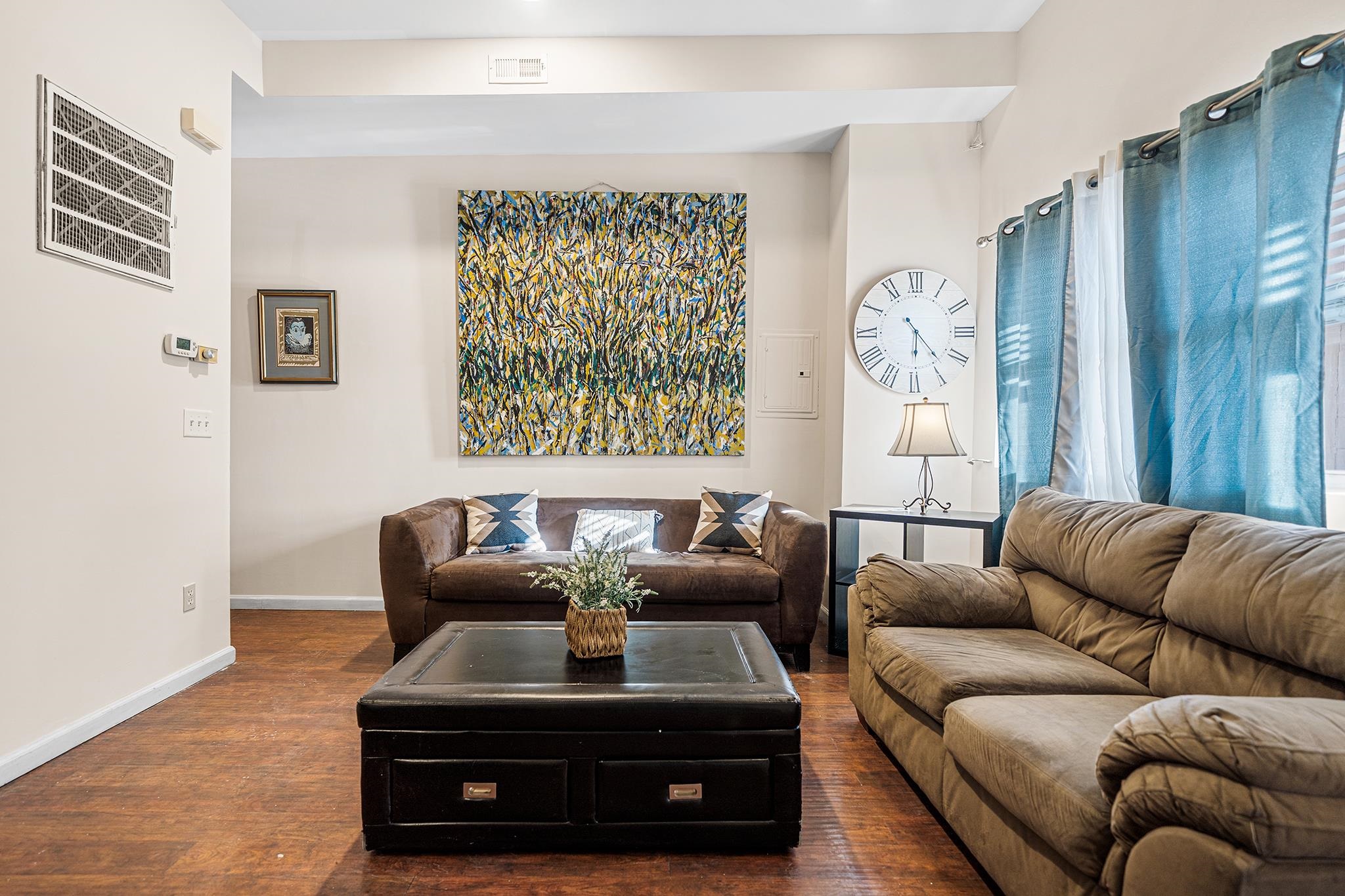 416 2ND ST
