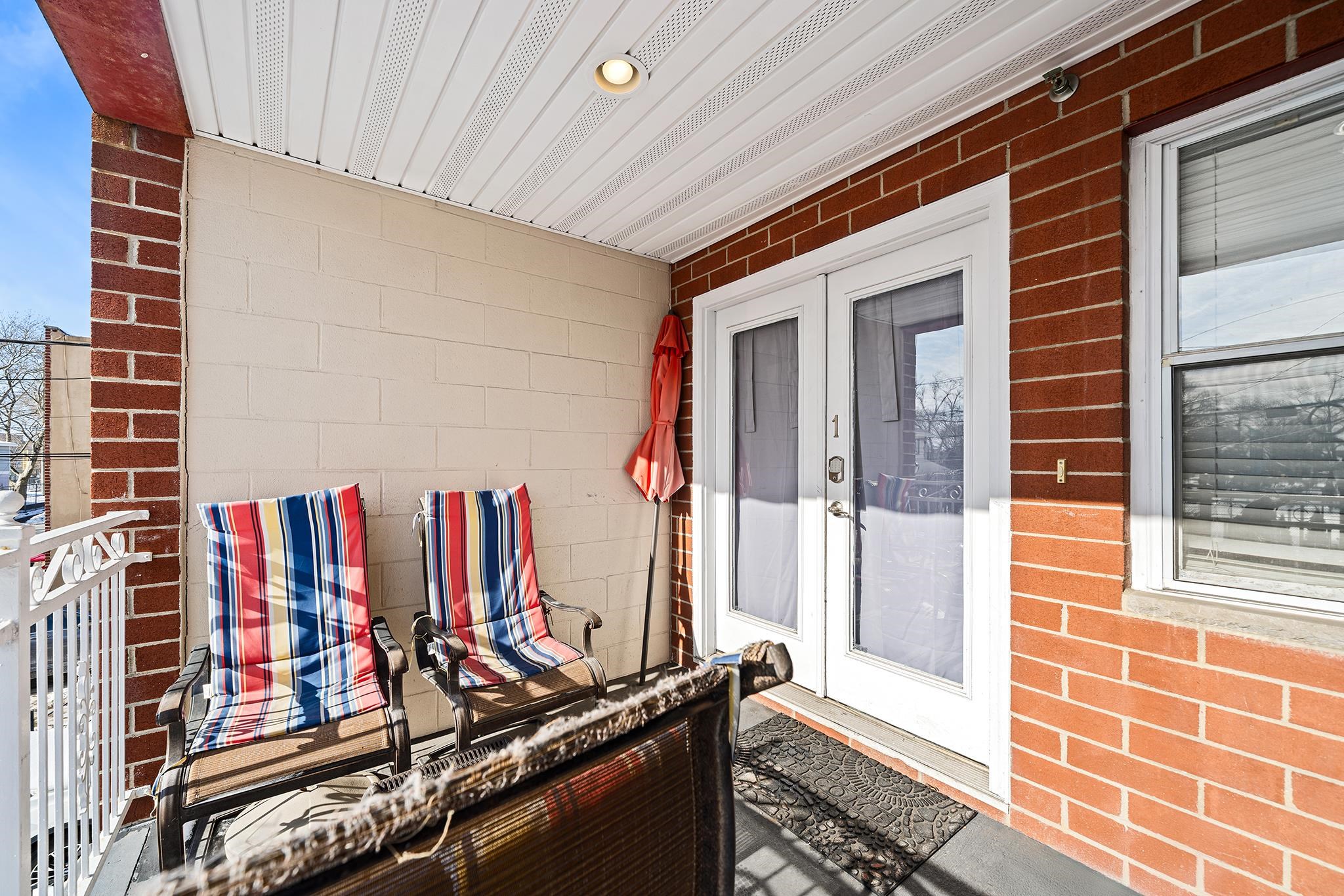 416 2ND ST Unit: 1