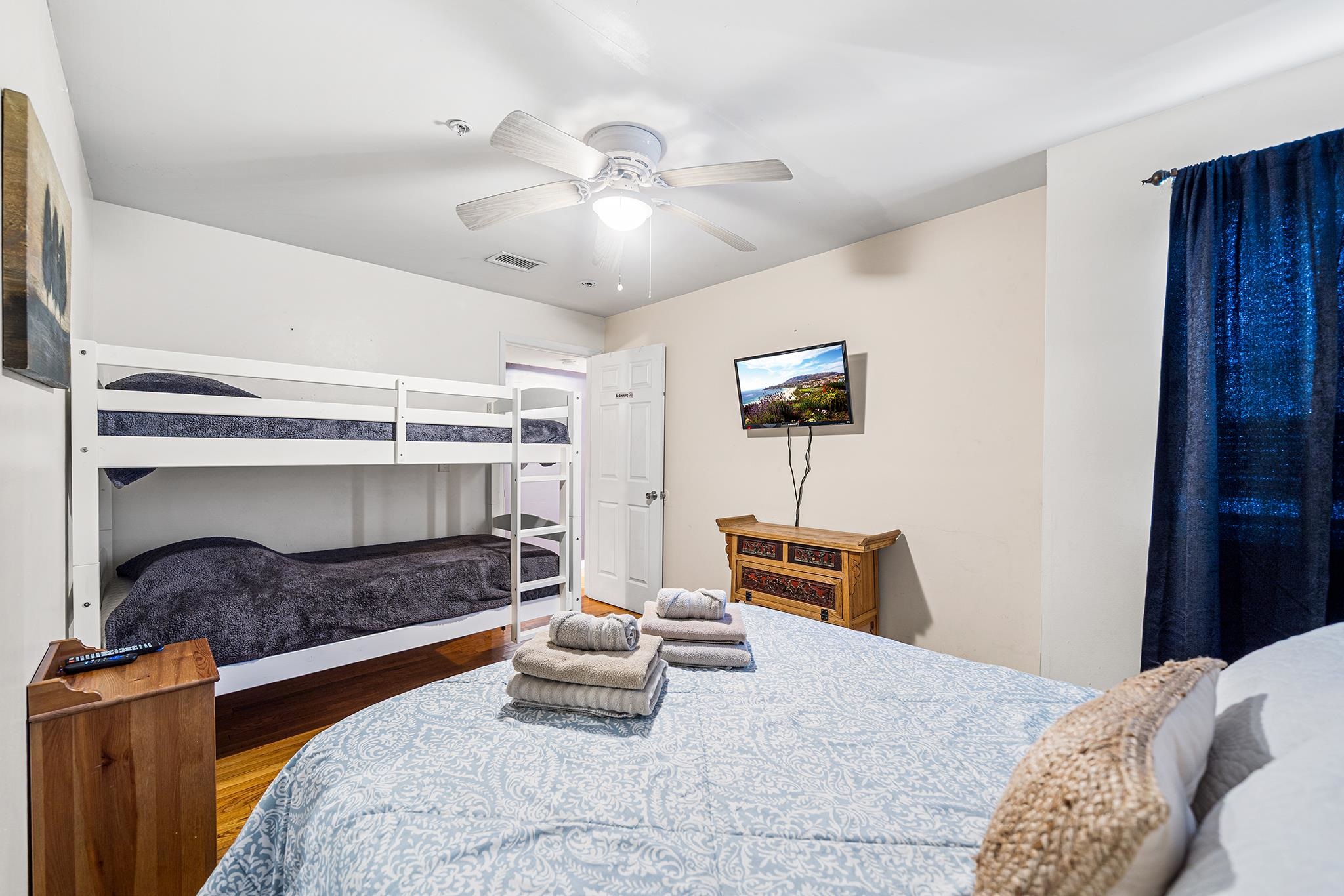 416 2ND ST Unit: 3