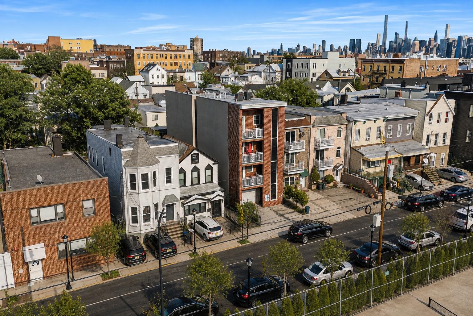 416 2ND ST Unit: 3