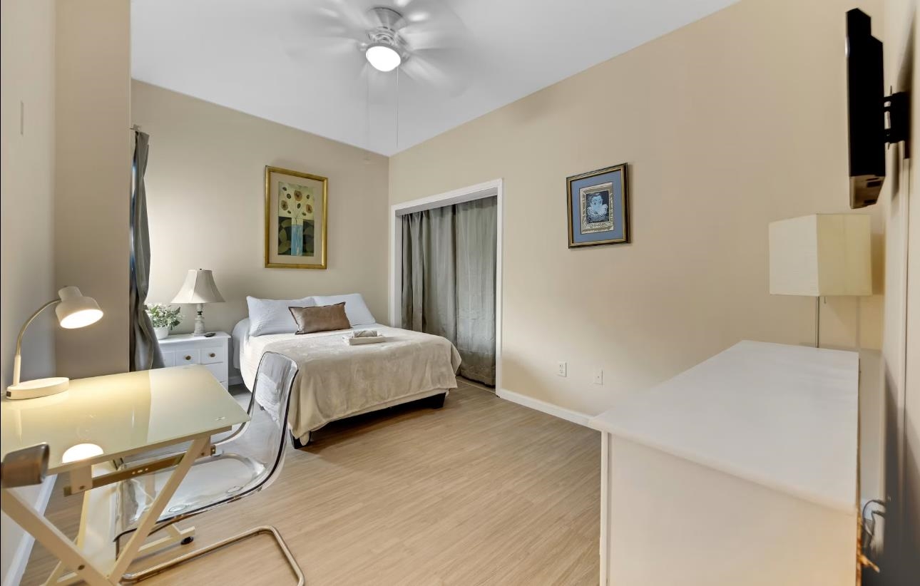 416 2ND ST Unit: 3
