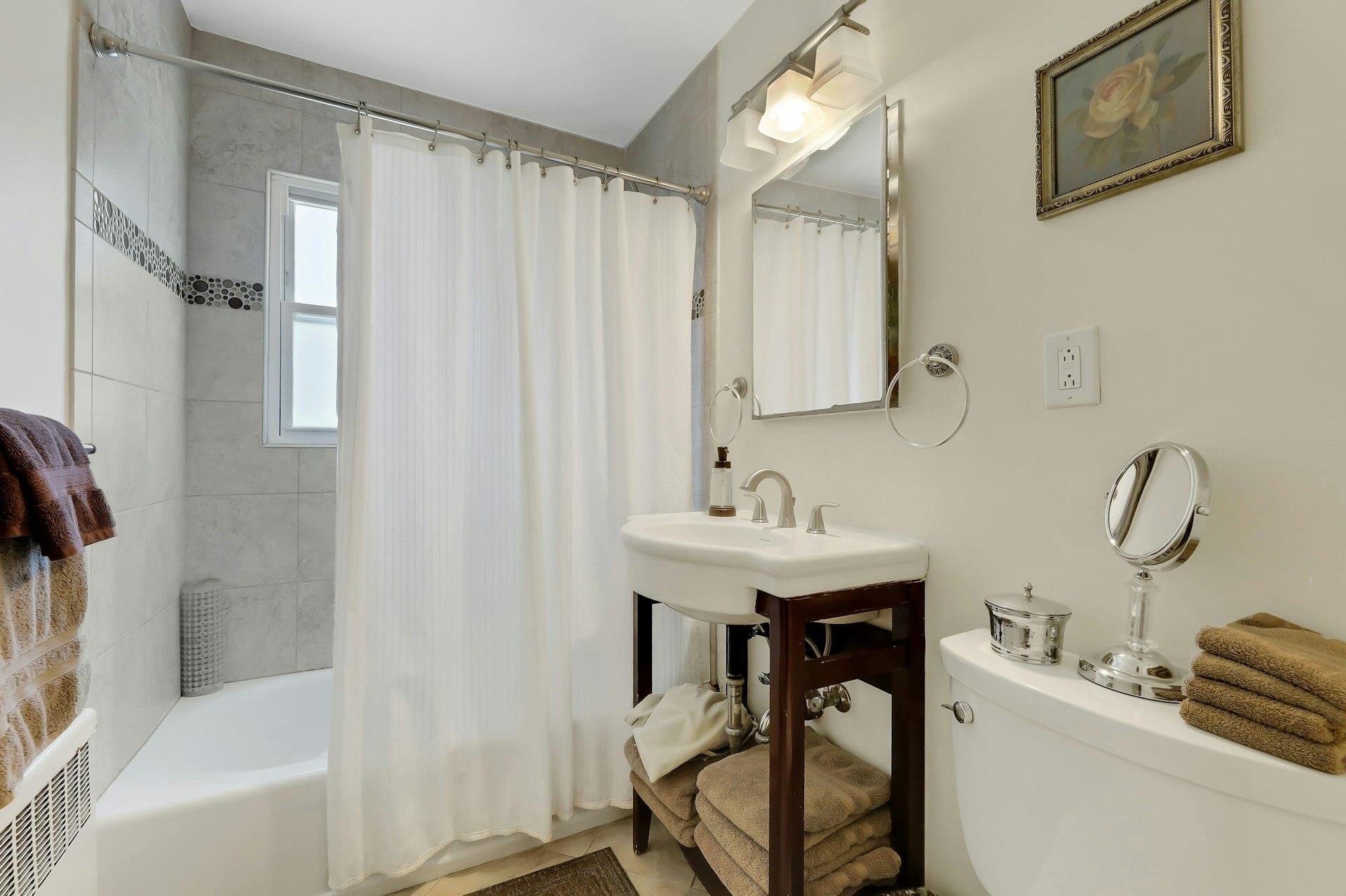27 73RD ST Unit: 1