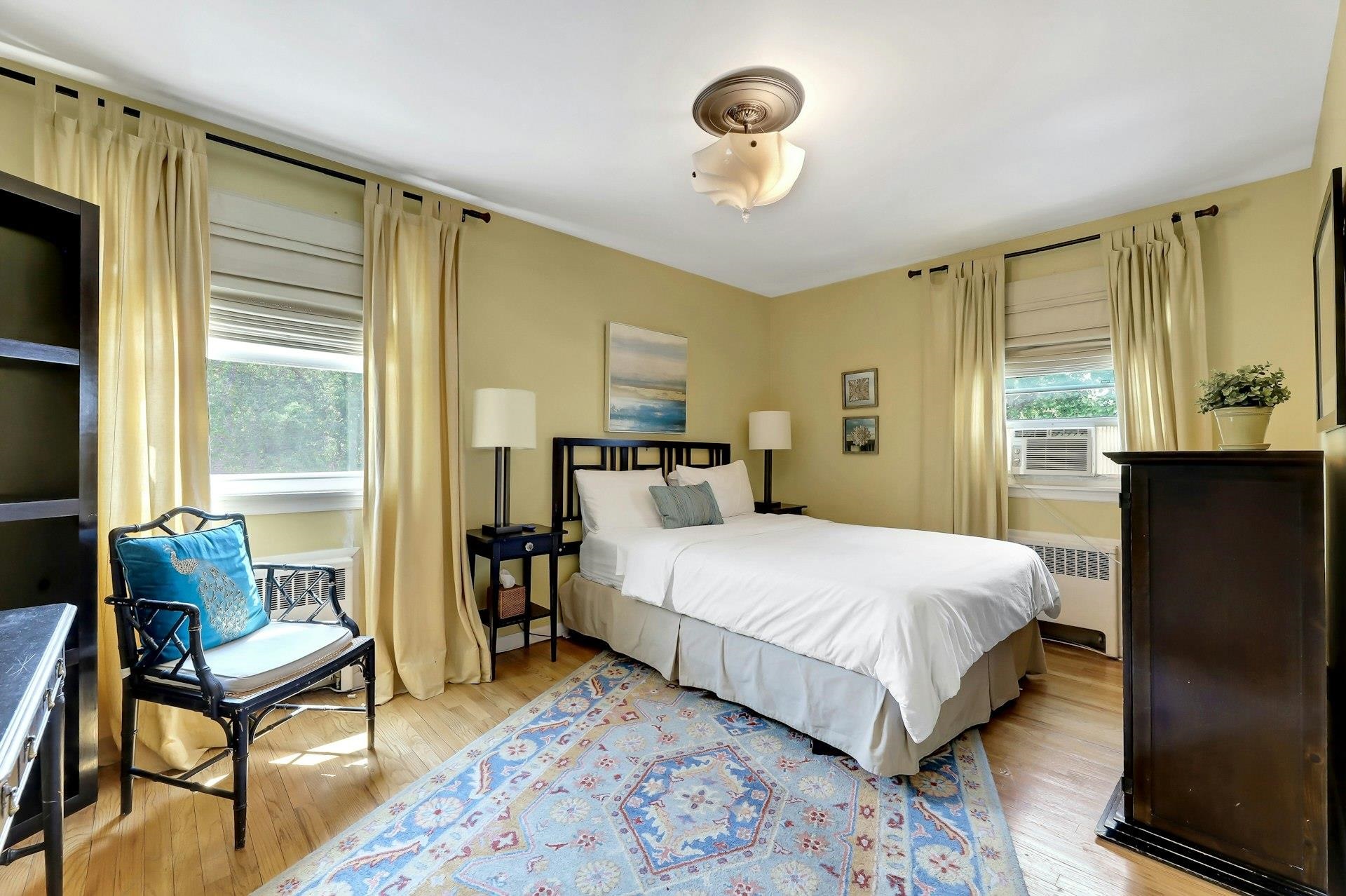 27 73RD ST Unit: 2