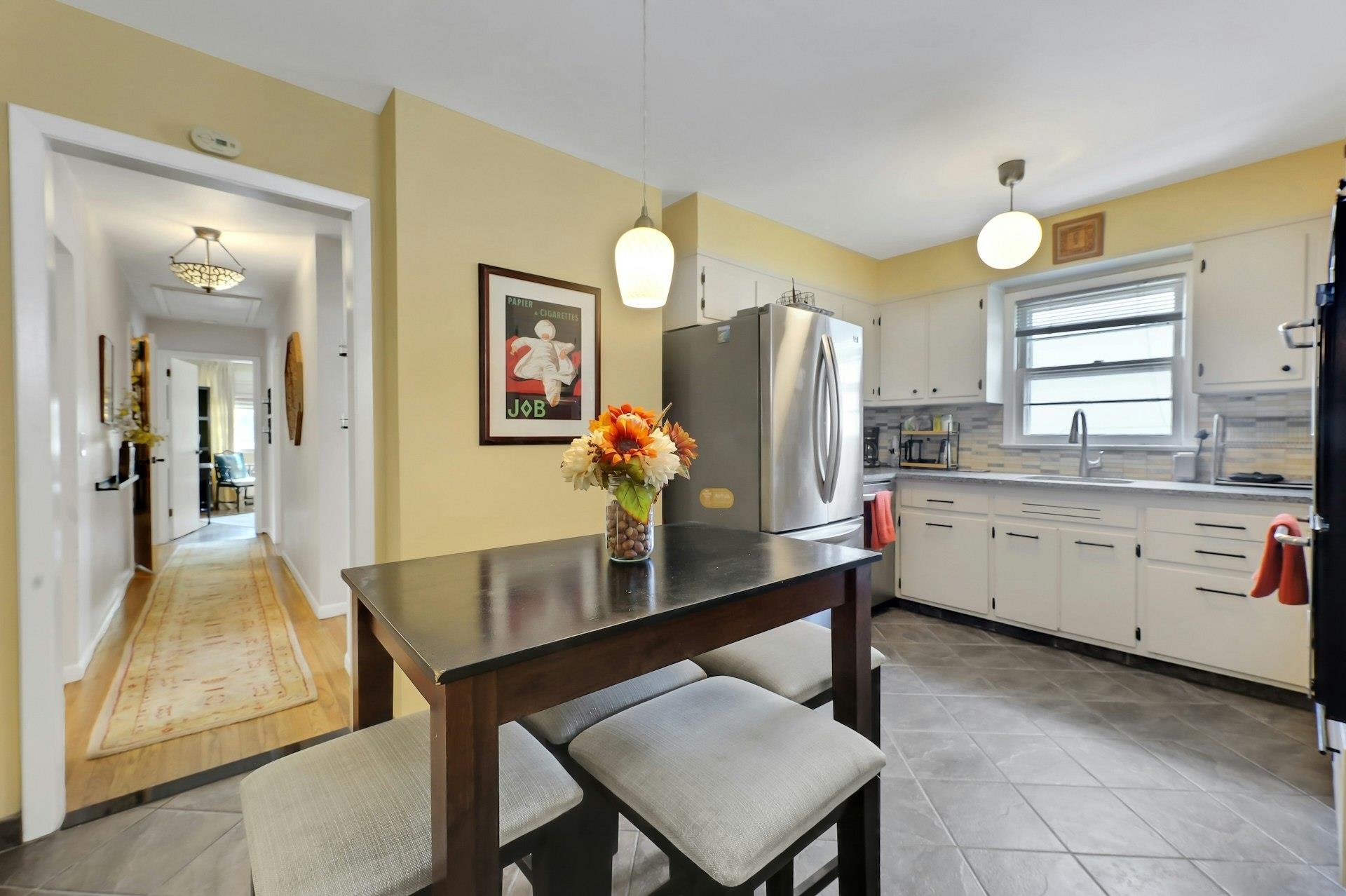 27 73RD ST Unit: 2