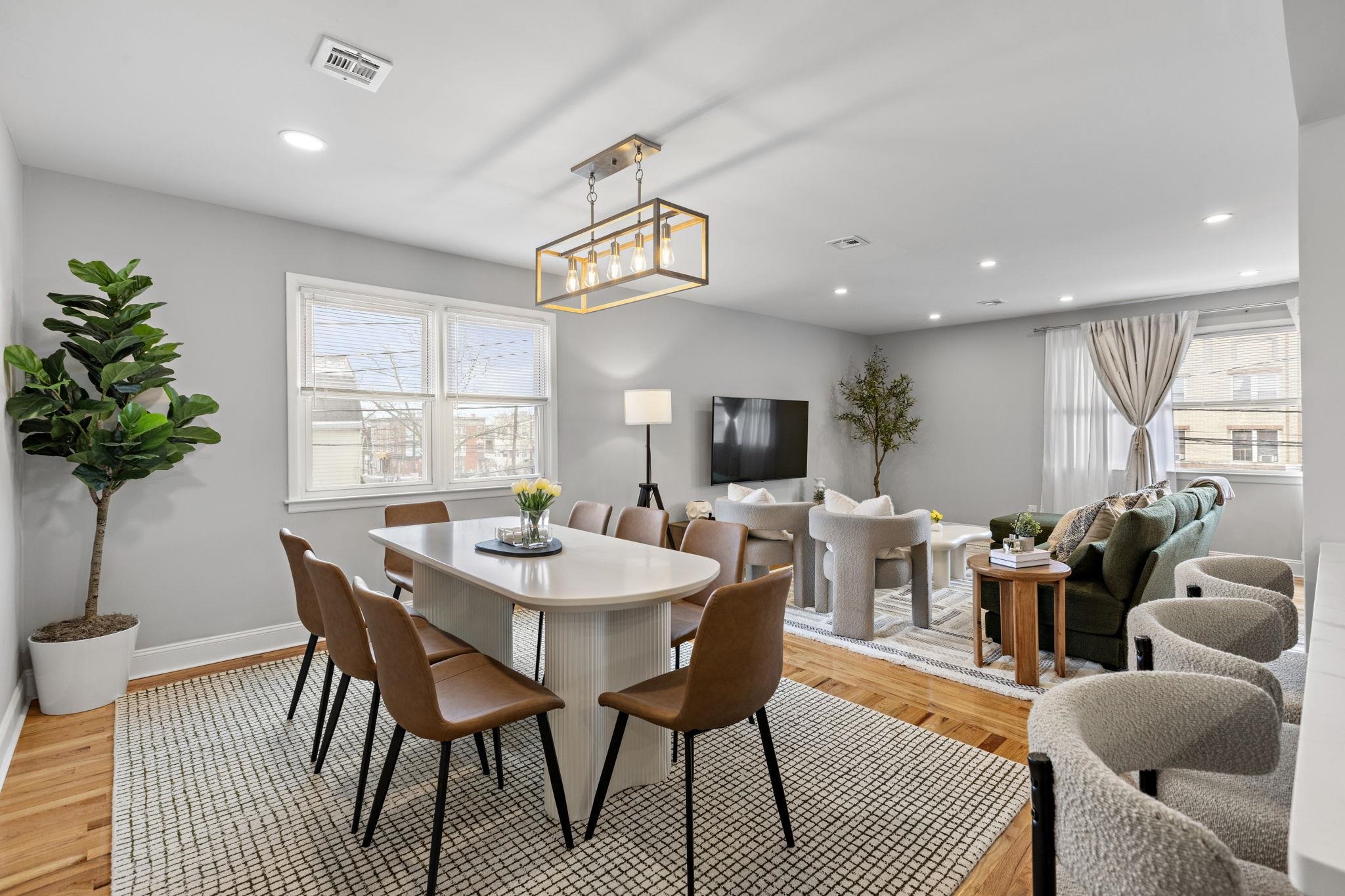 728 KENNEDY BLVD Unit: 3