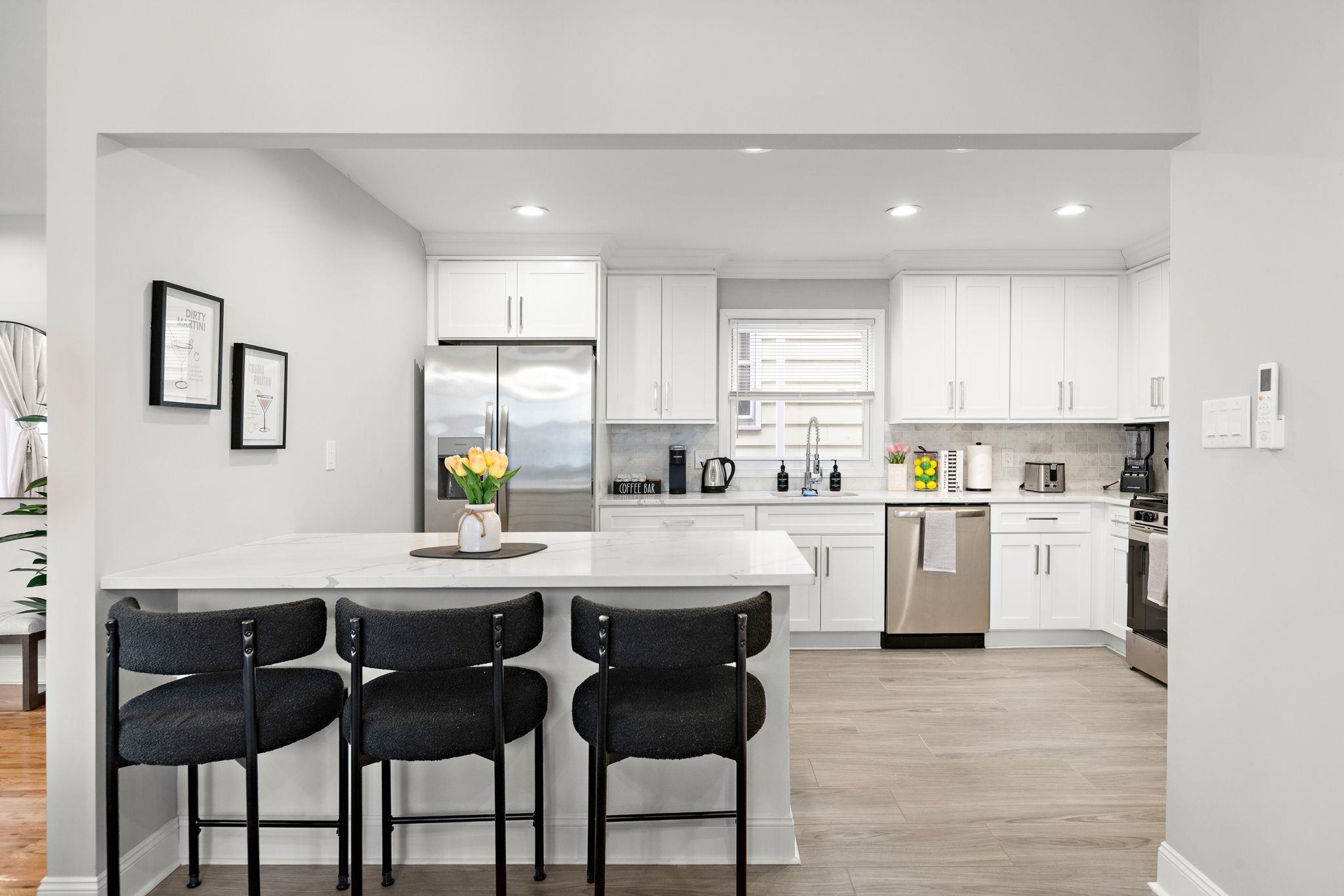 728 KENNEDY BLVD Unit: 3