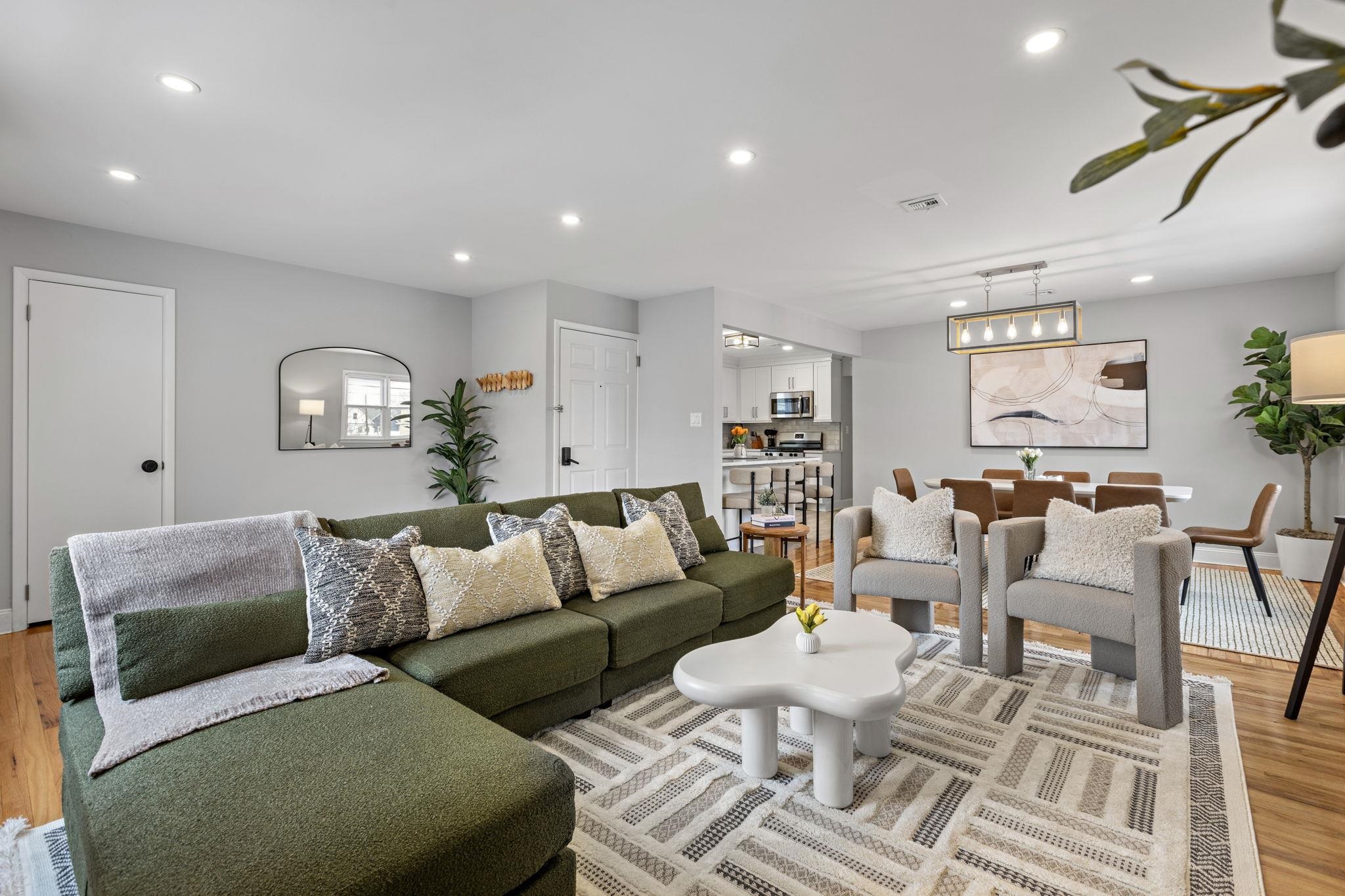 728 KENNEDY BLVD Unit: 3