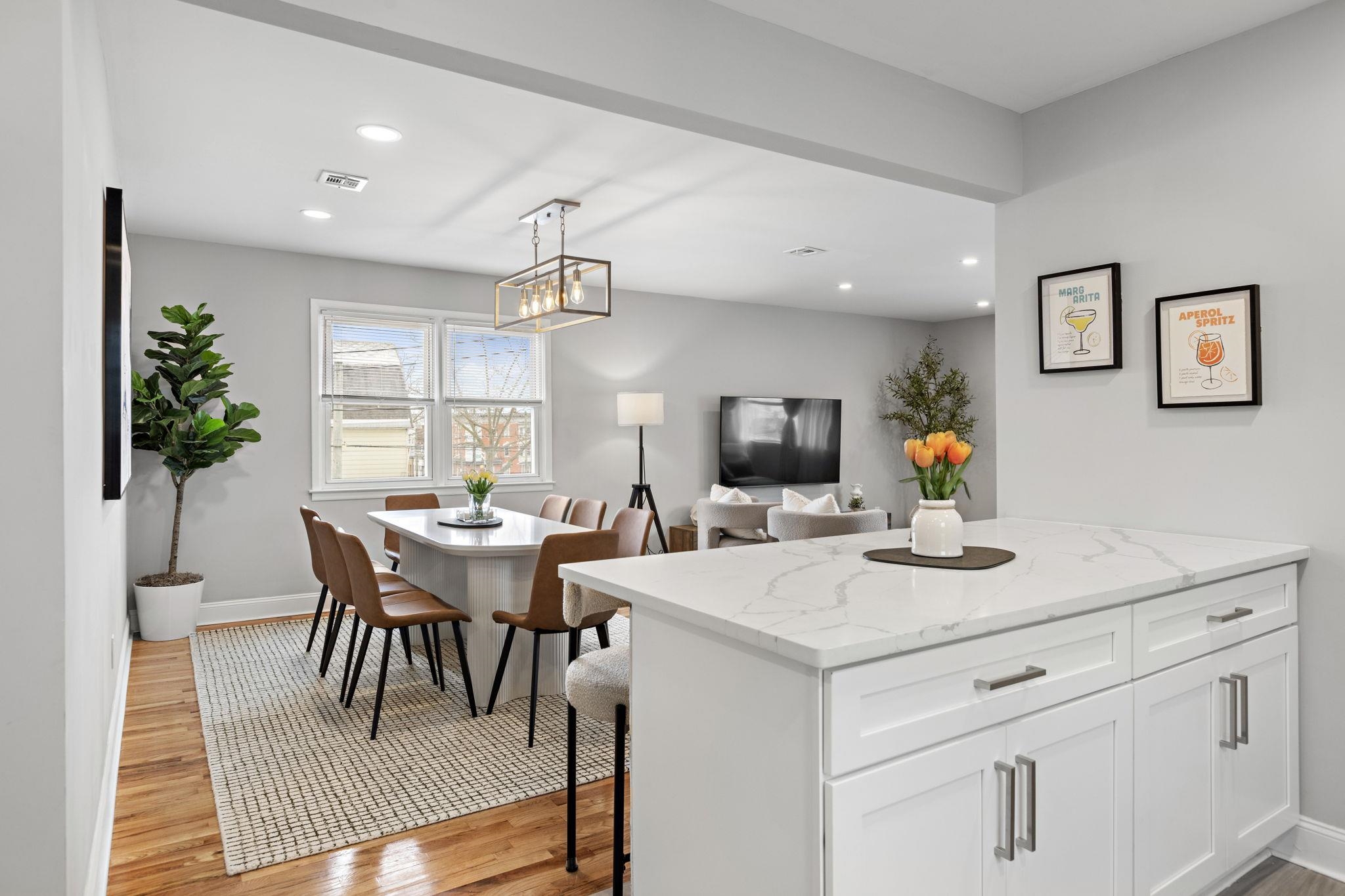 728 KENNEDY BLVD Unit: 3