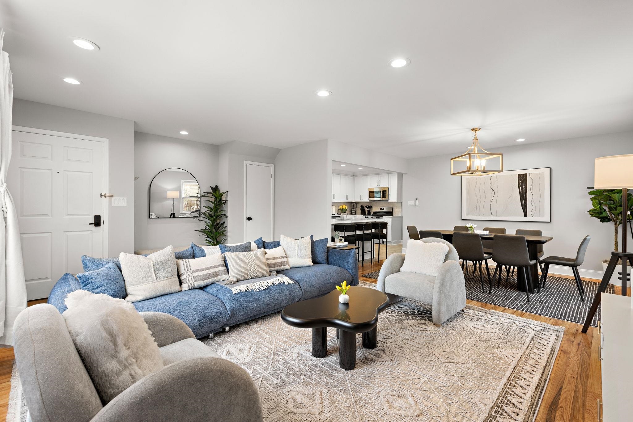 728 KENNEDY BLVD Unit: 3